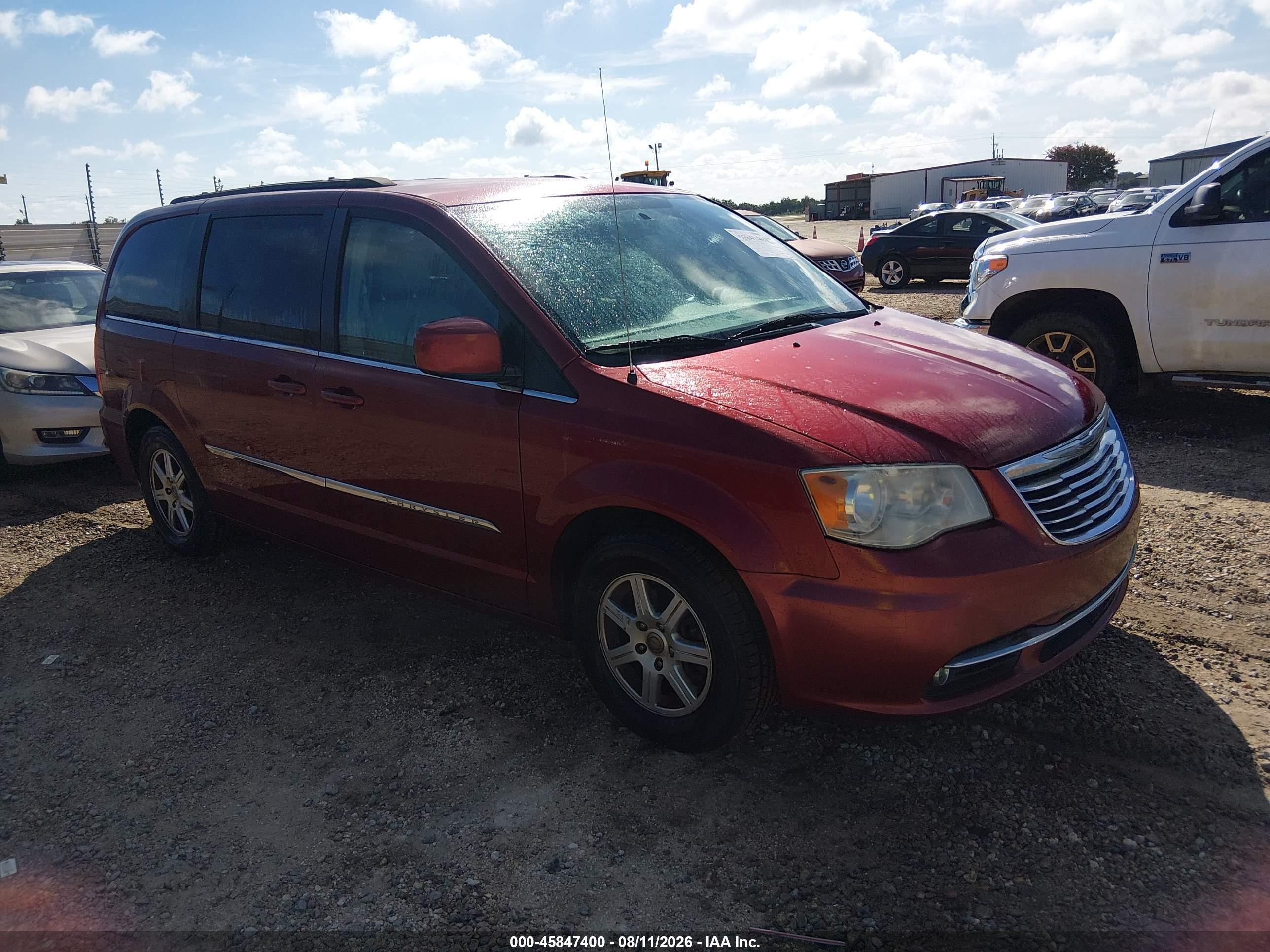 2013 Chrysler Town & Country Touring, VIN 2C4RC1BG9DR525973 — Normal wear