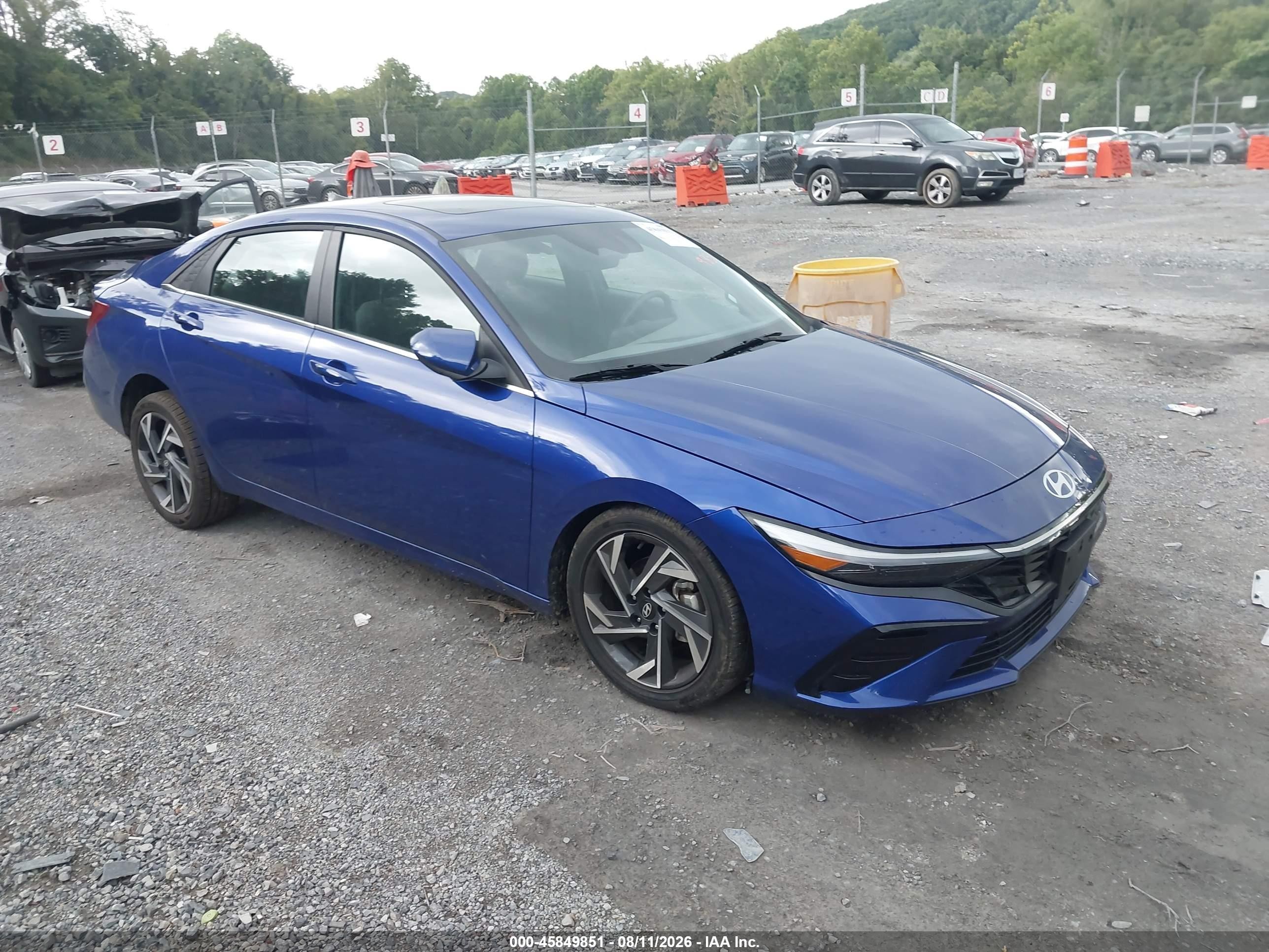 2025 Hyundai Elantra SEL Convenience, VIN KMHLS4DG8SU998430 — Front end