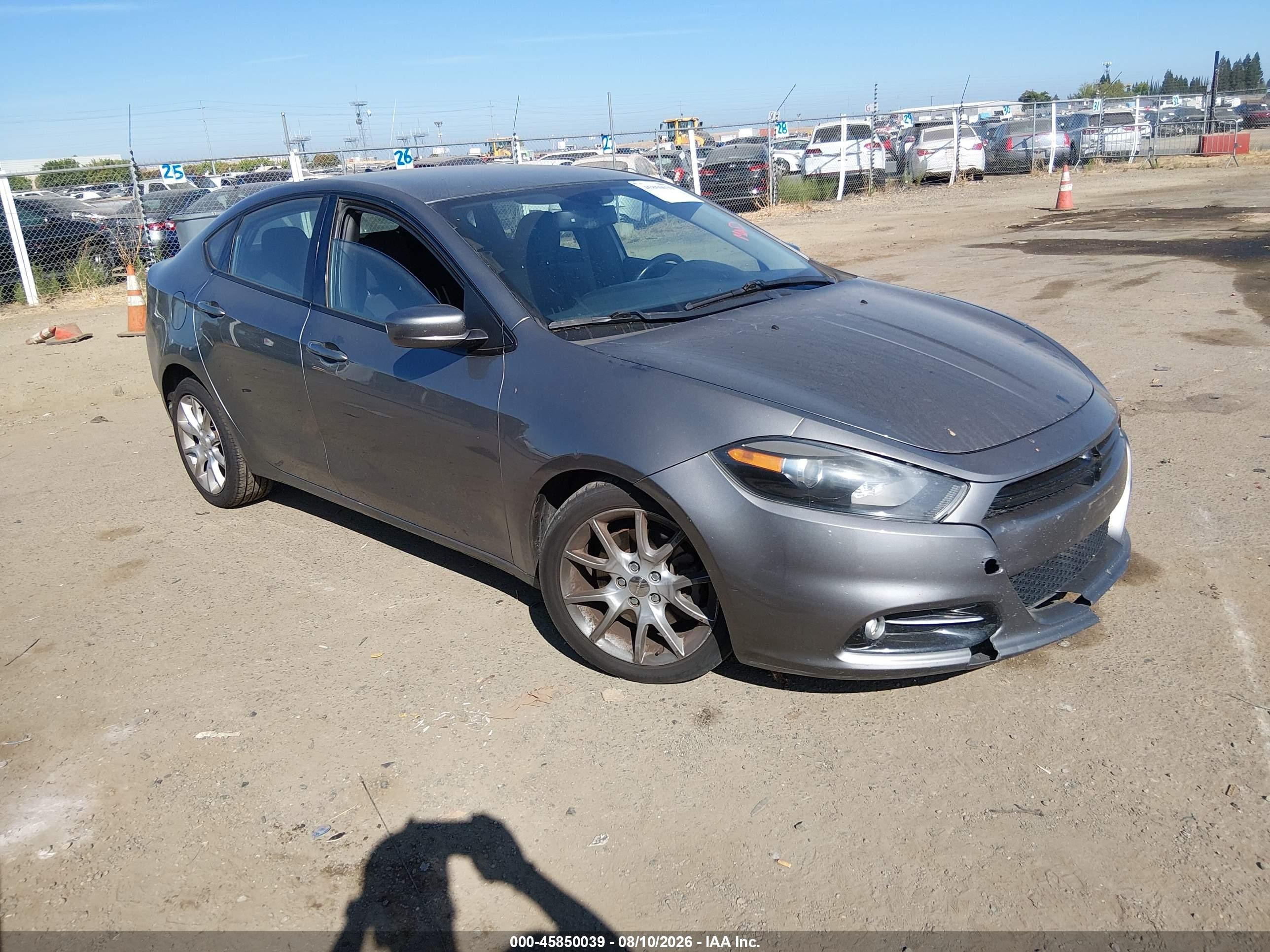2013 Dodge Dart SXT, VIN 1C3CDFBAXDD288106 — Normal wear
