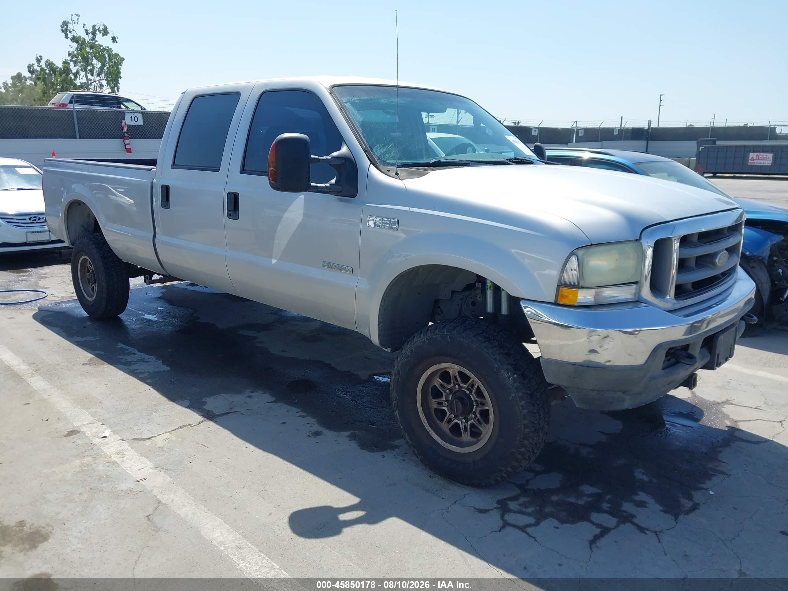 2004 Ford F-350 XL, VIN 1FTSW31P24EE01840 — Normal wear