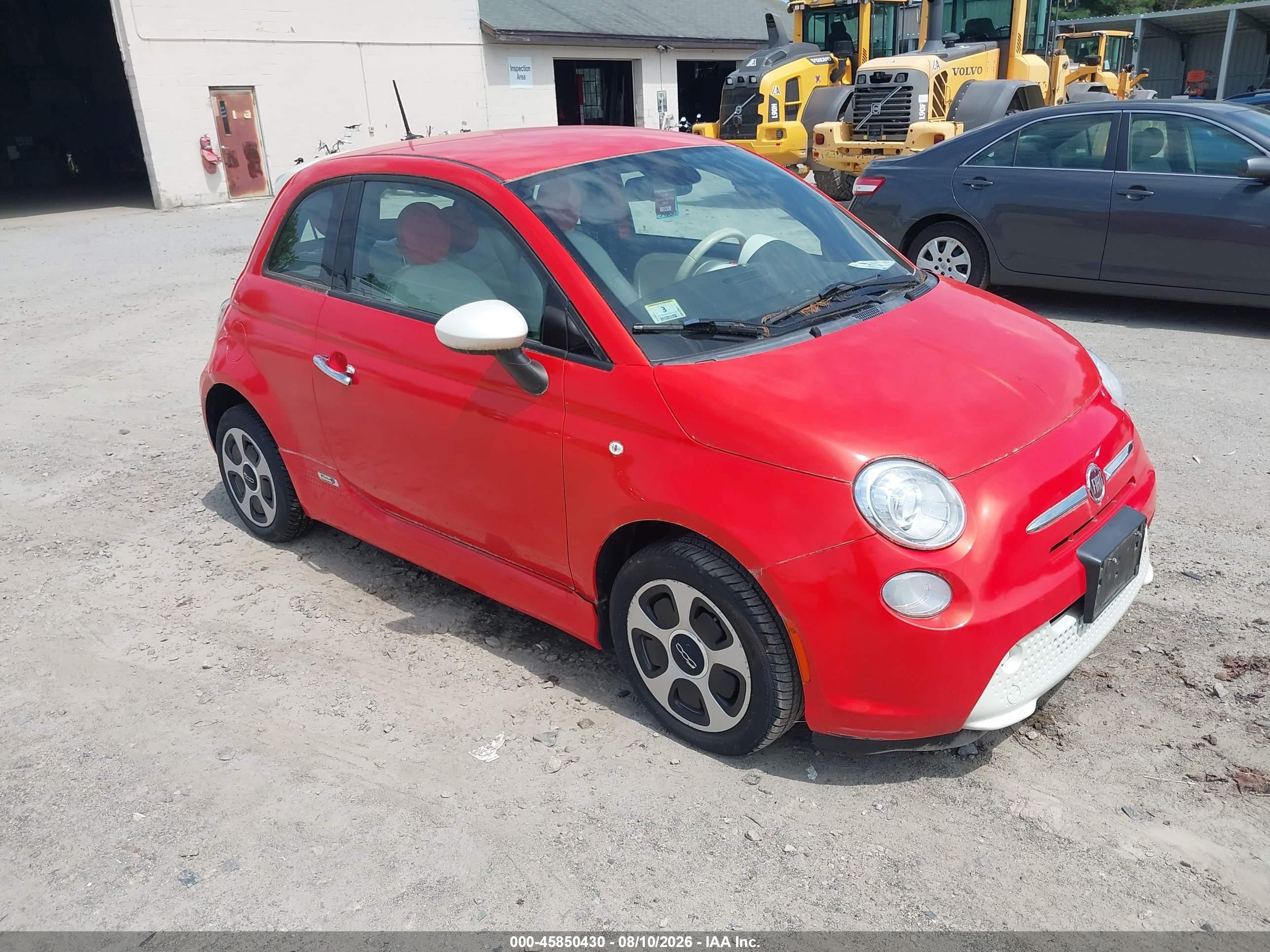 2014 FIAT 500e, VIN 3C3CFFGEXET172762 — Обычный износ