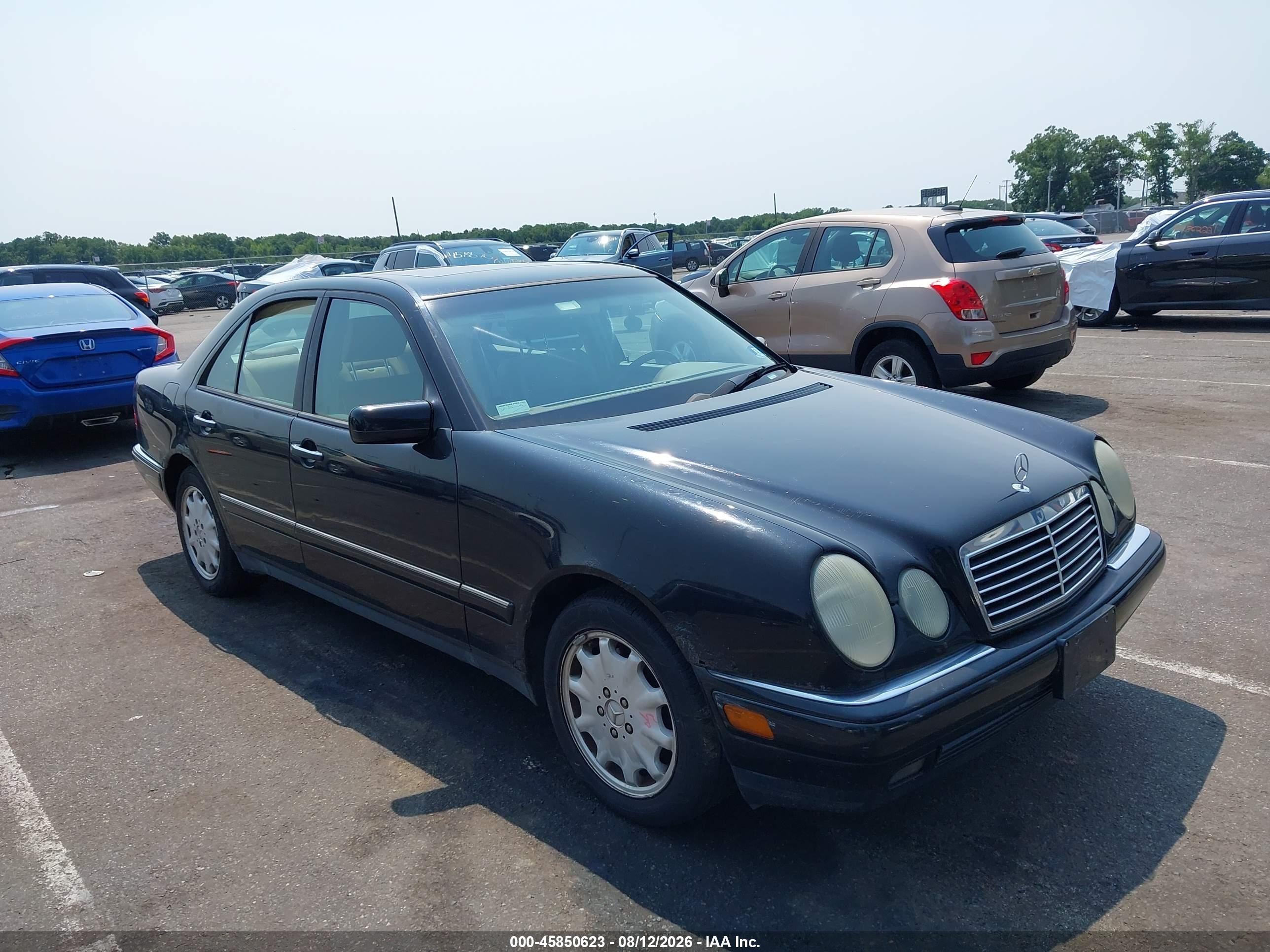 1999 Mercedes-Benz E 320, VIN WDBJF65H9XA864858 — Обычный износ