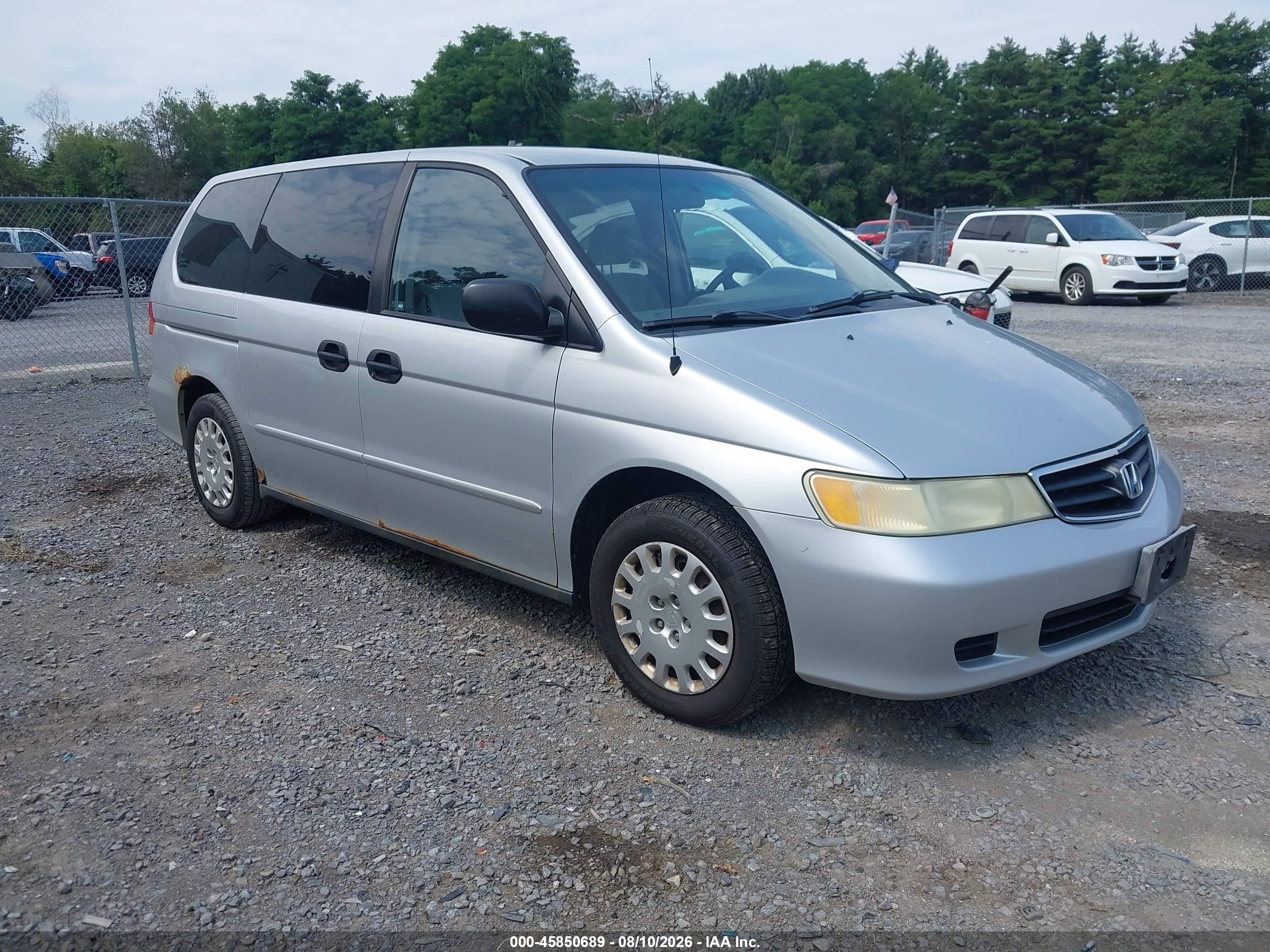 2004 Honda Odyssey LX, VIN 5FNRL185X4B140200 — Normal wear