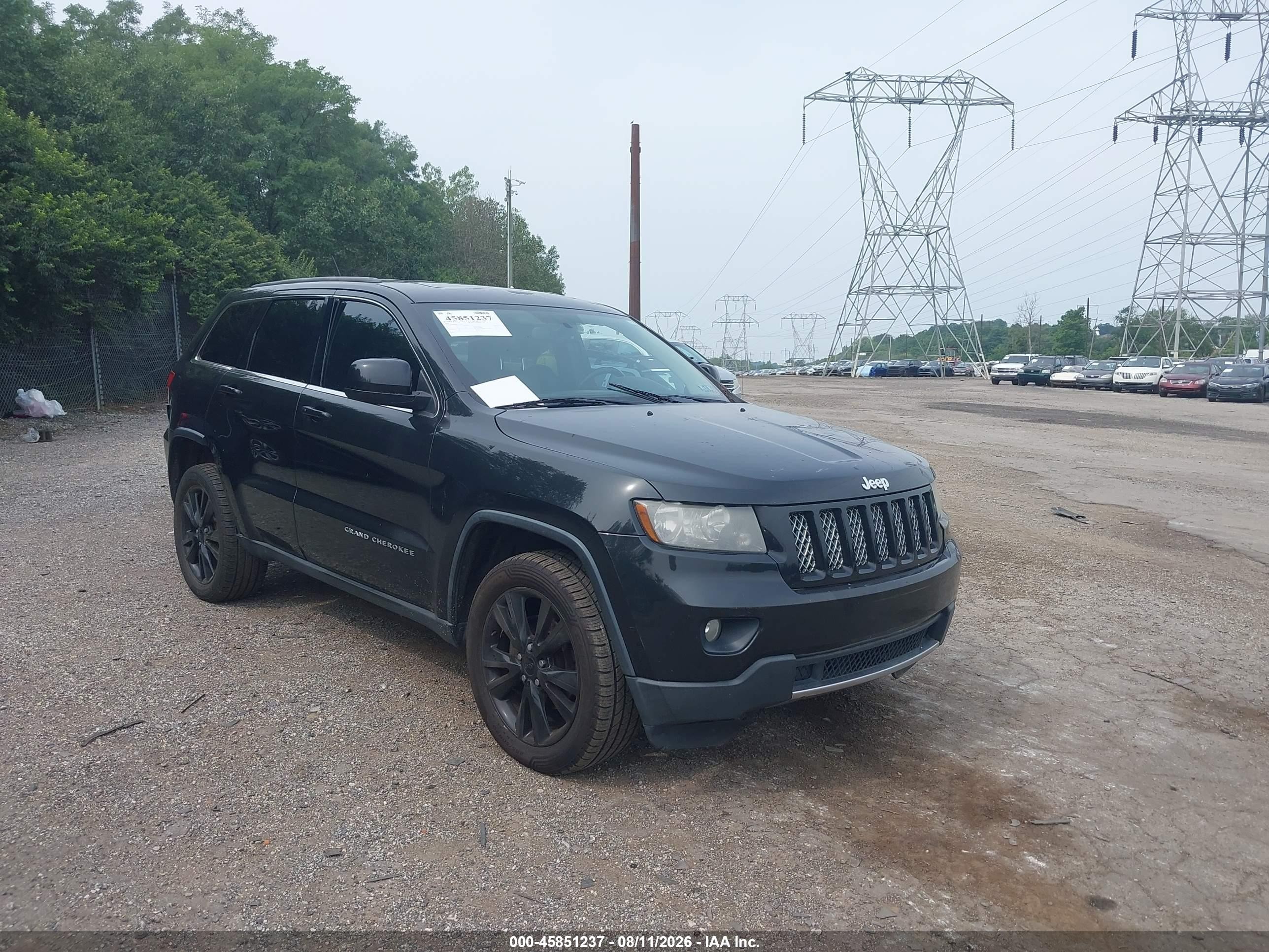 2012 Jeep Grand Cherokee Laredo, VIN 1C4RJFAG1CC352977 — Normal wear