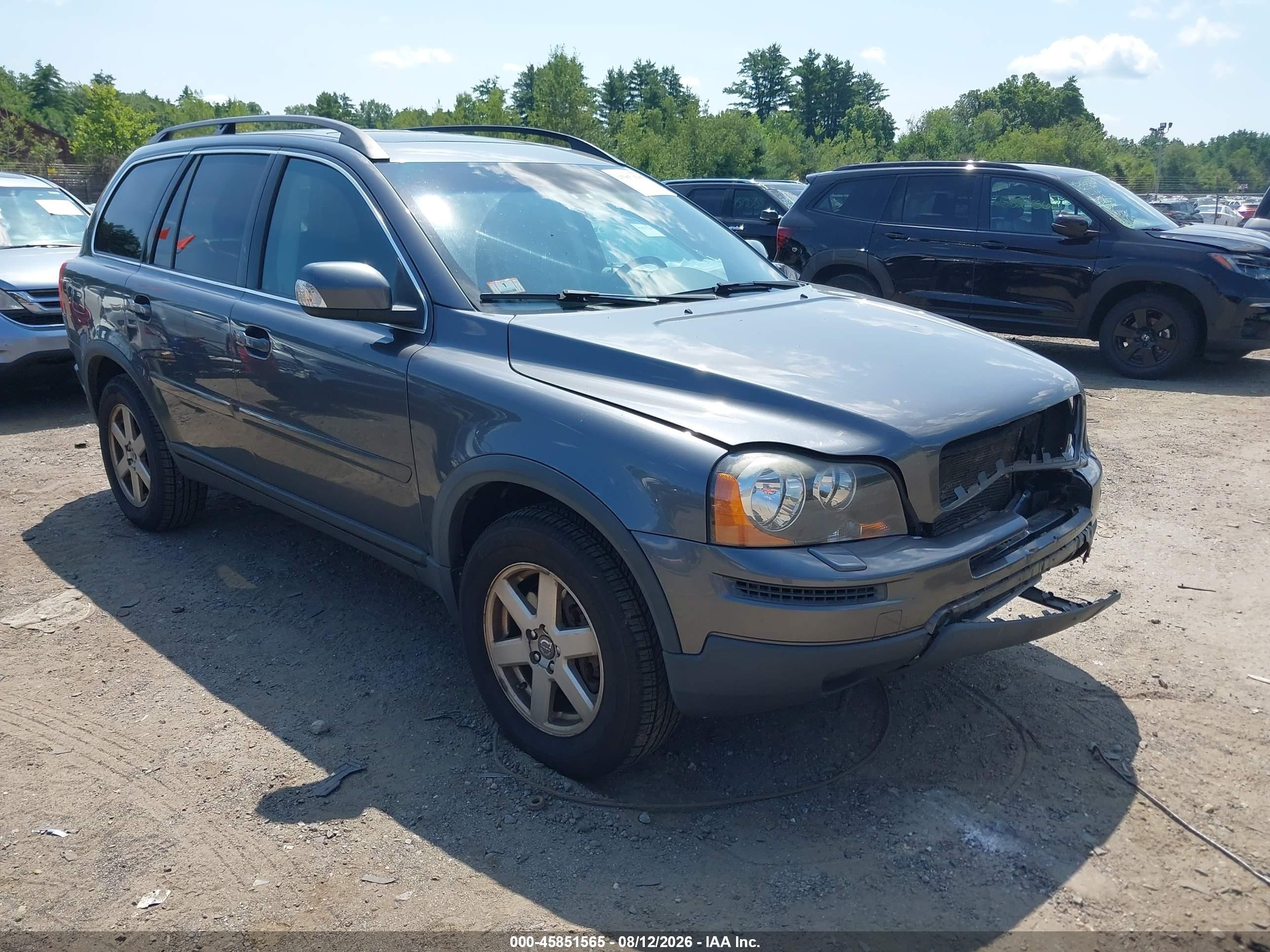 2007 Volvo XC90 I6, VIN YV4CZ982X71349682 — Перед