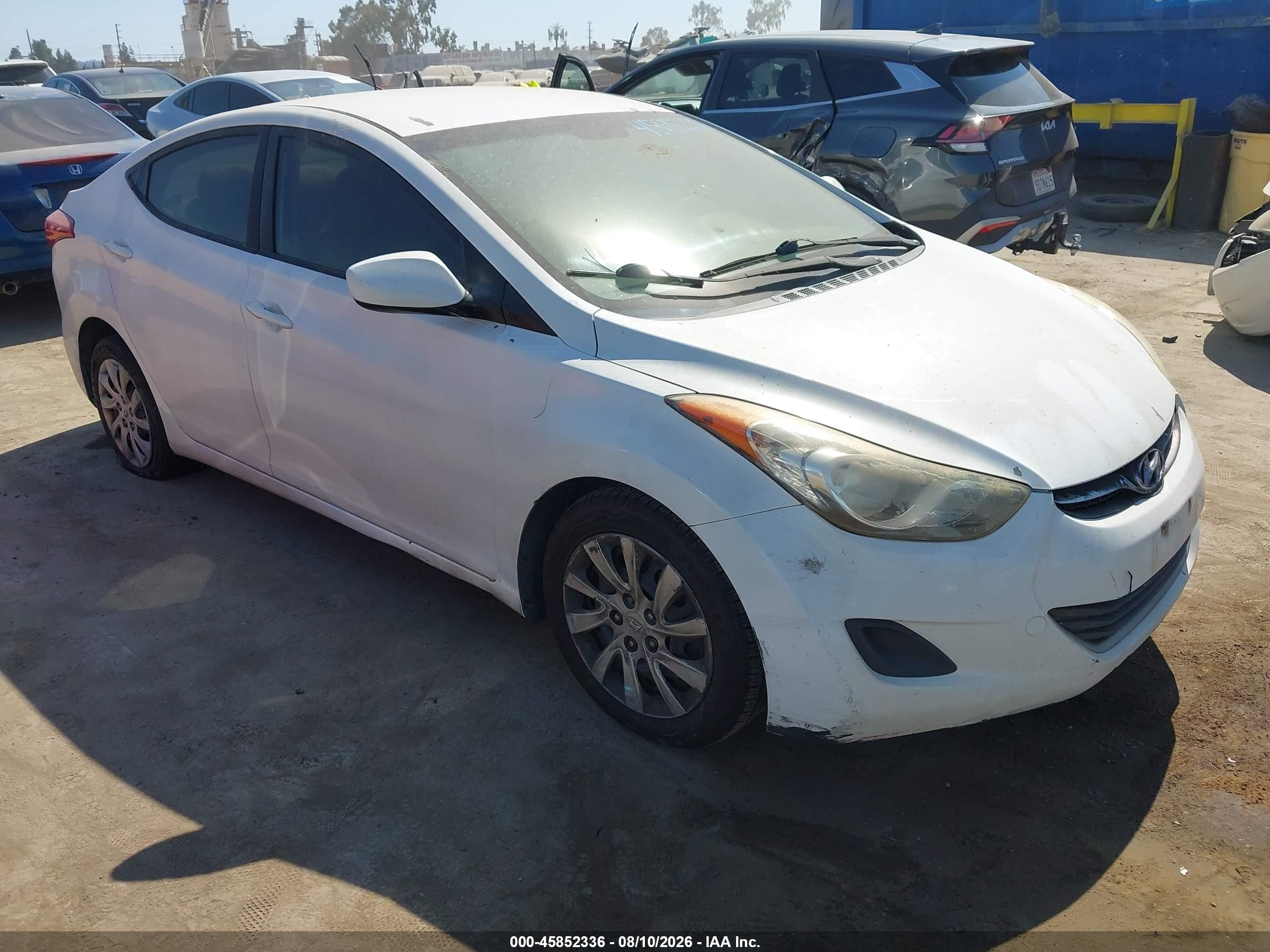 2013 Hyundai Elantra GLS, VIN 5NPDH4AE1DH187141 — Normal wear
