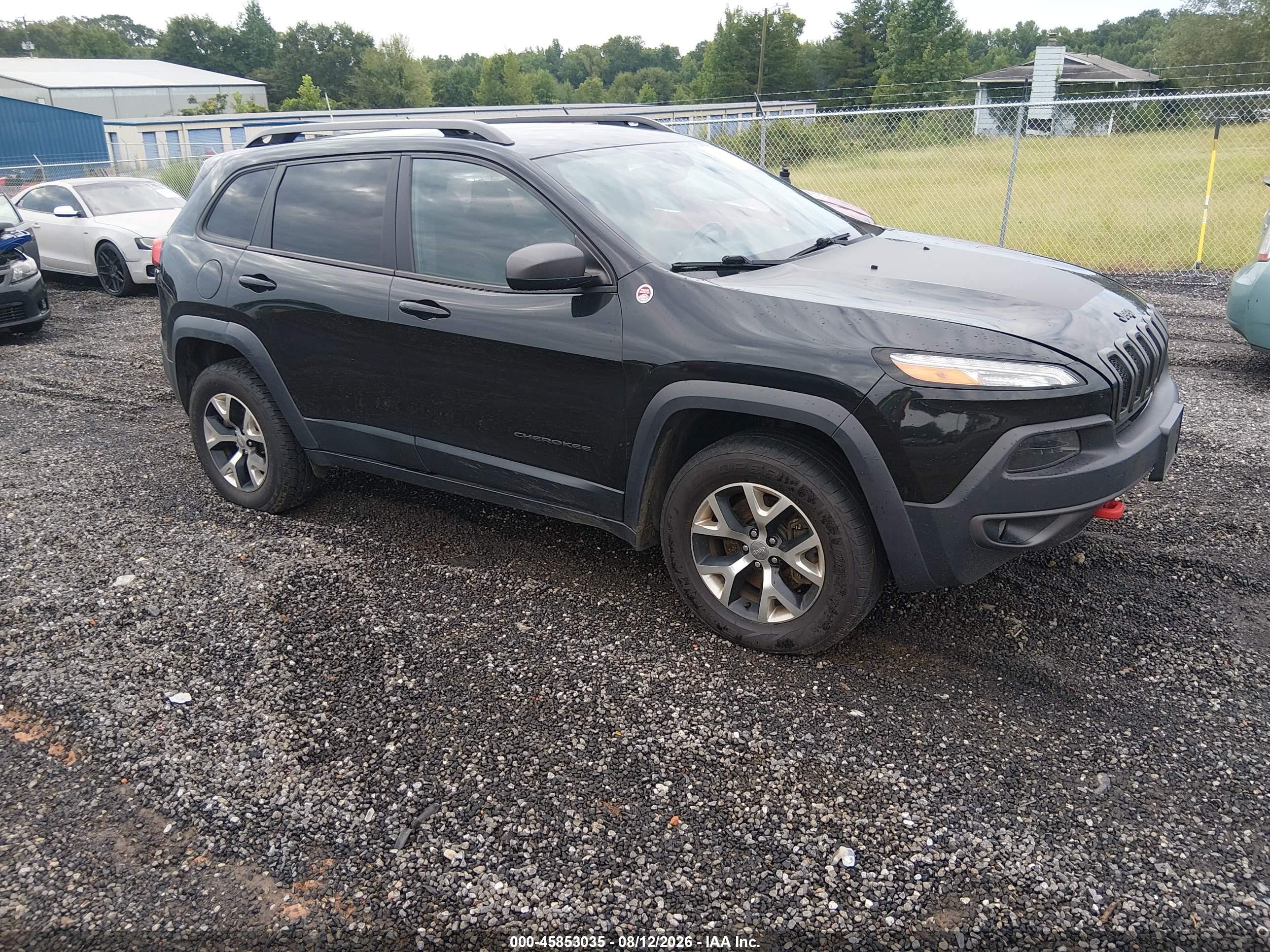 2016 Jeep Cherokee Trailhawk, VIN 1C4PJMBS5GW130963 — Not stated