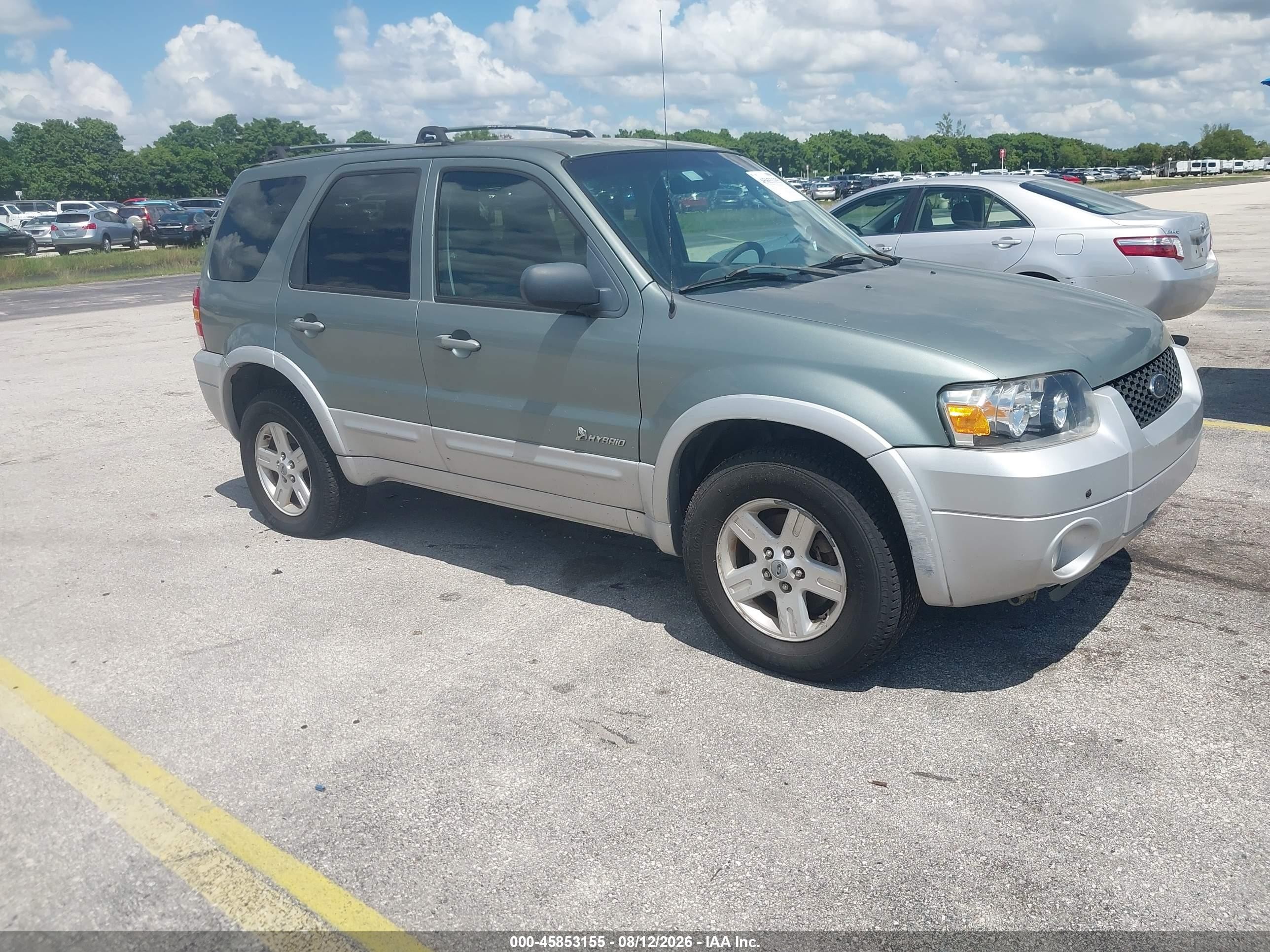 2006 Ford Escape Hybrid, VIN 1FMCU95H06KA08225 — Normal wear