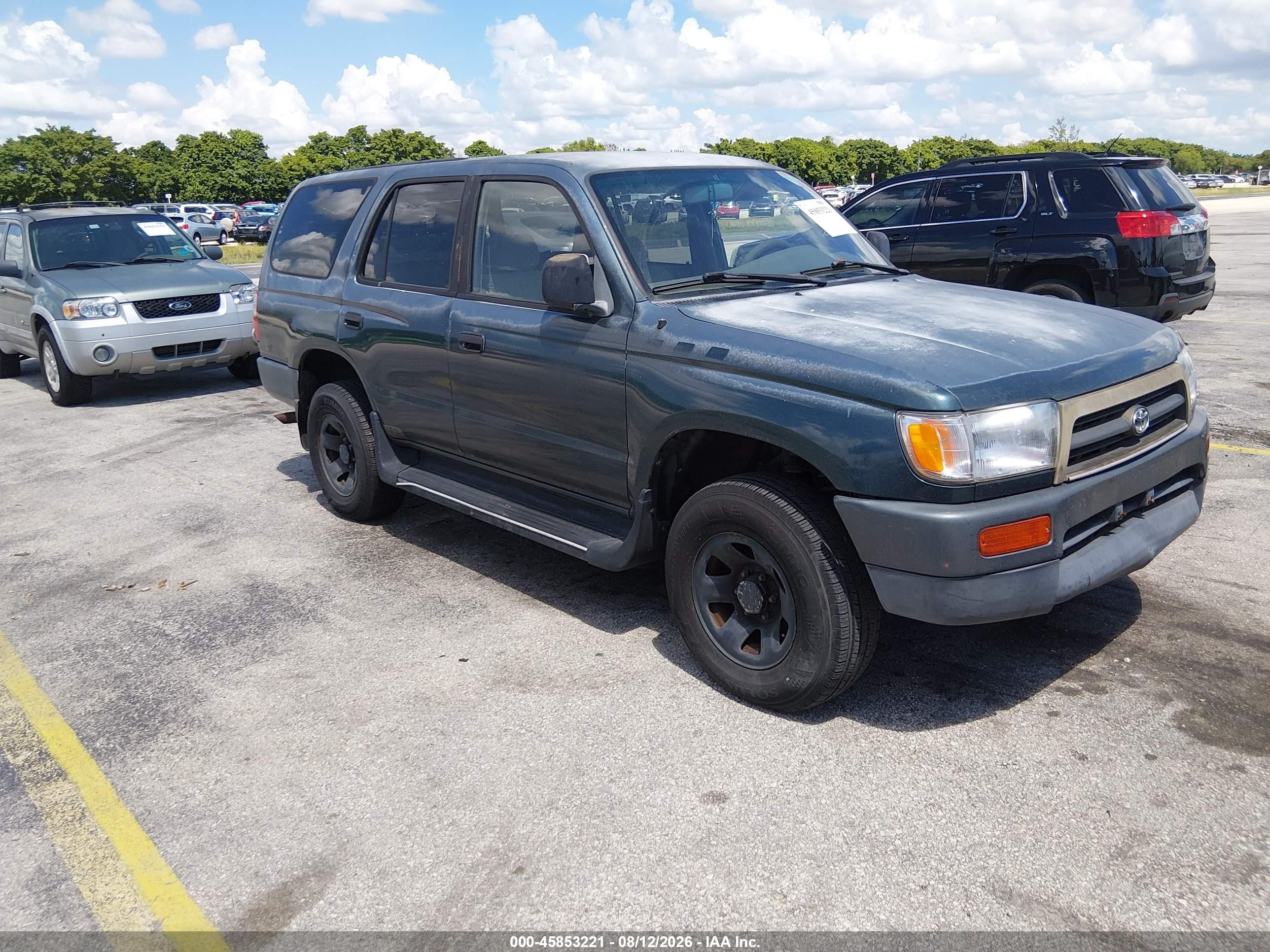 1997 Toyota 4Runner, VIN JT3GM84R2V0010647 — Normal wear
