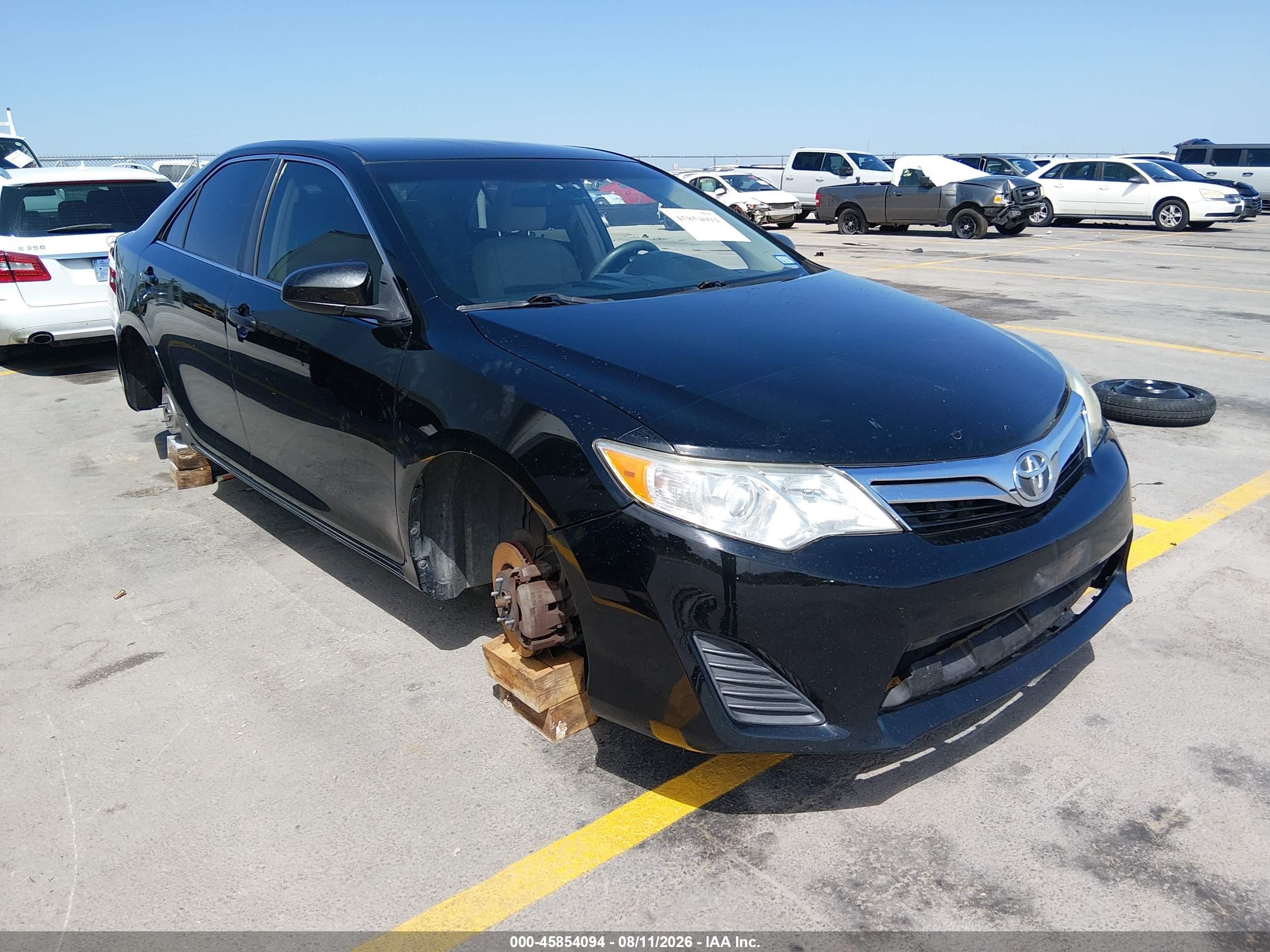 2013 Toyota Camry LE, VIN 4T4BF1FK7DR322558 — Обычный износ