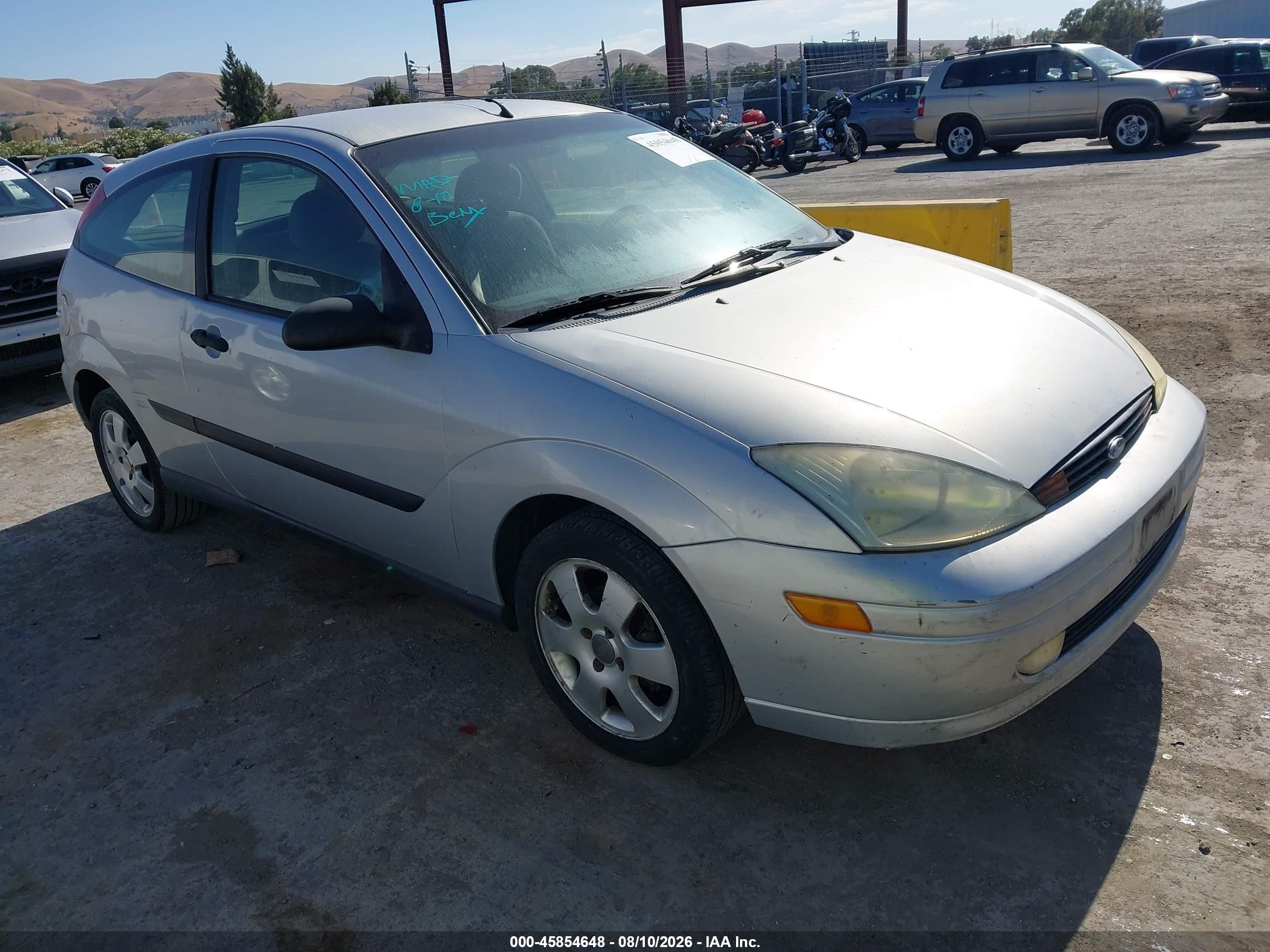 2002 Ford Focus ZX3, VIN 3FAFP31382R215327 — Обычный износ