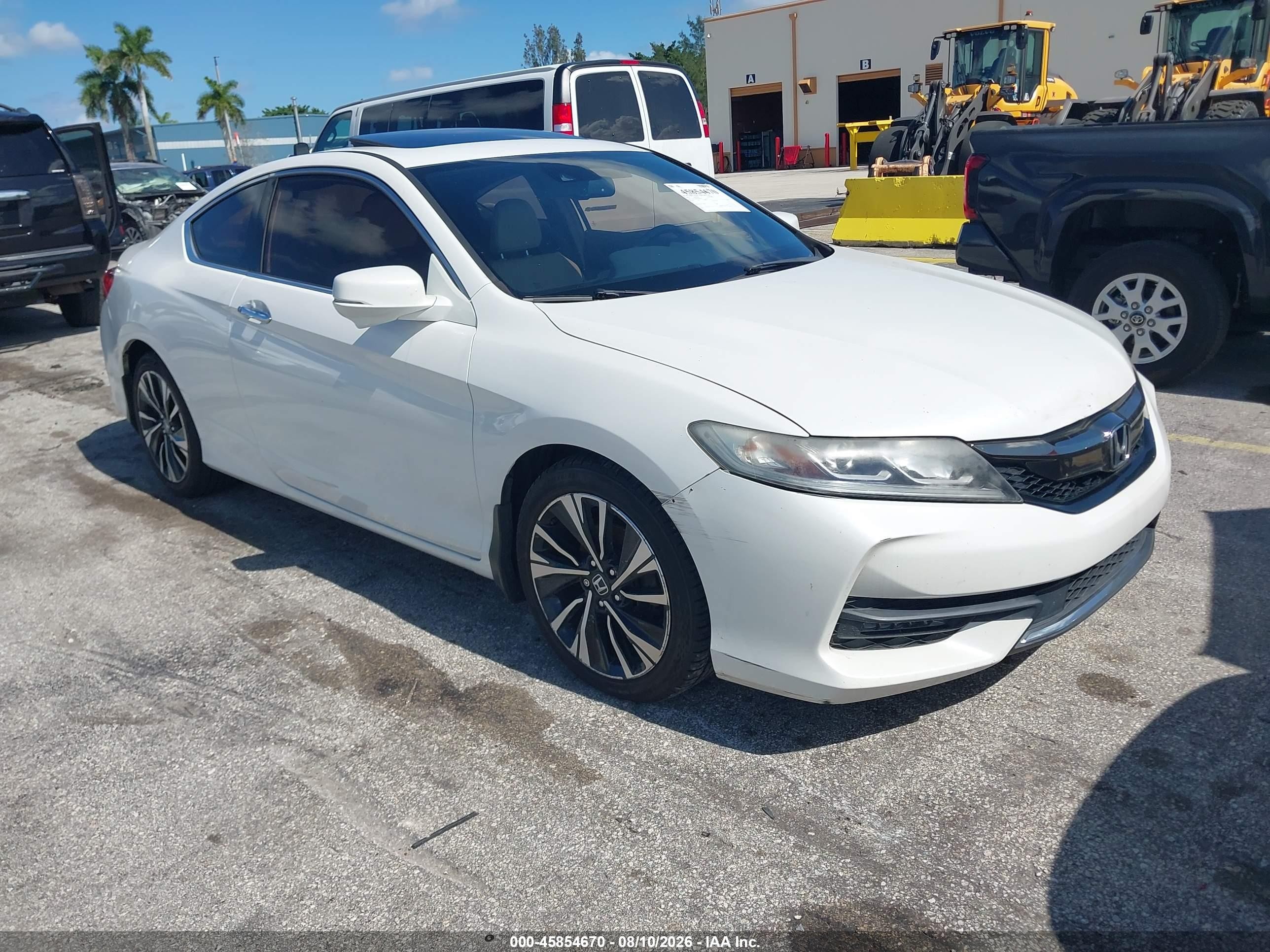 2016 Honda Accord EX-L, VIN 1HGCT1B62GA009154 — Механическое