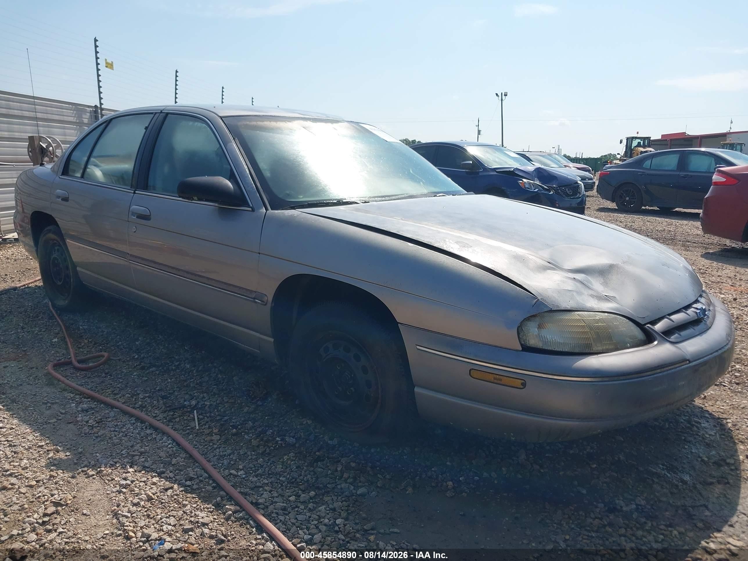 1996 Chevrolet Lumina, VIN 2G1WL52M2T9287696 — Front end