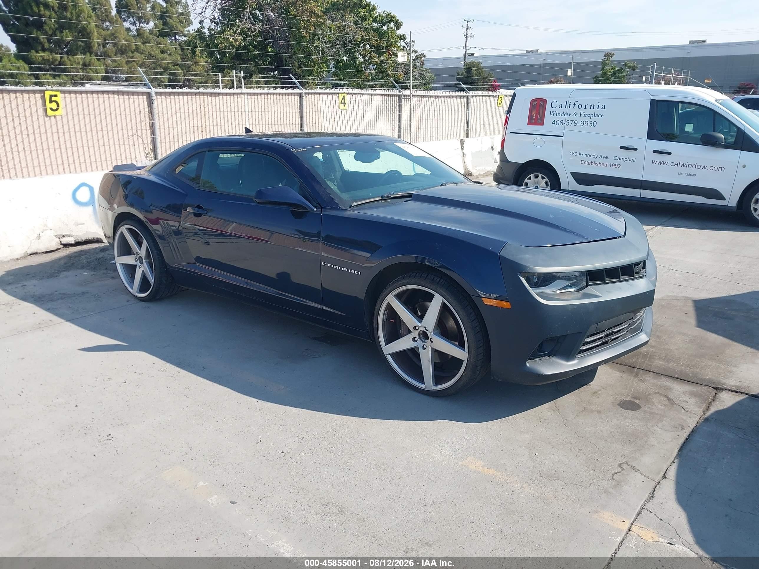 2011 Chevrolet Camaro 2SS, VIN 2G1FK1EJ6B9135965 — Normal wear
