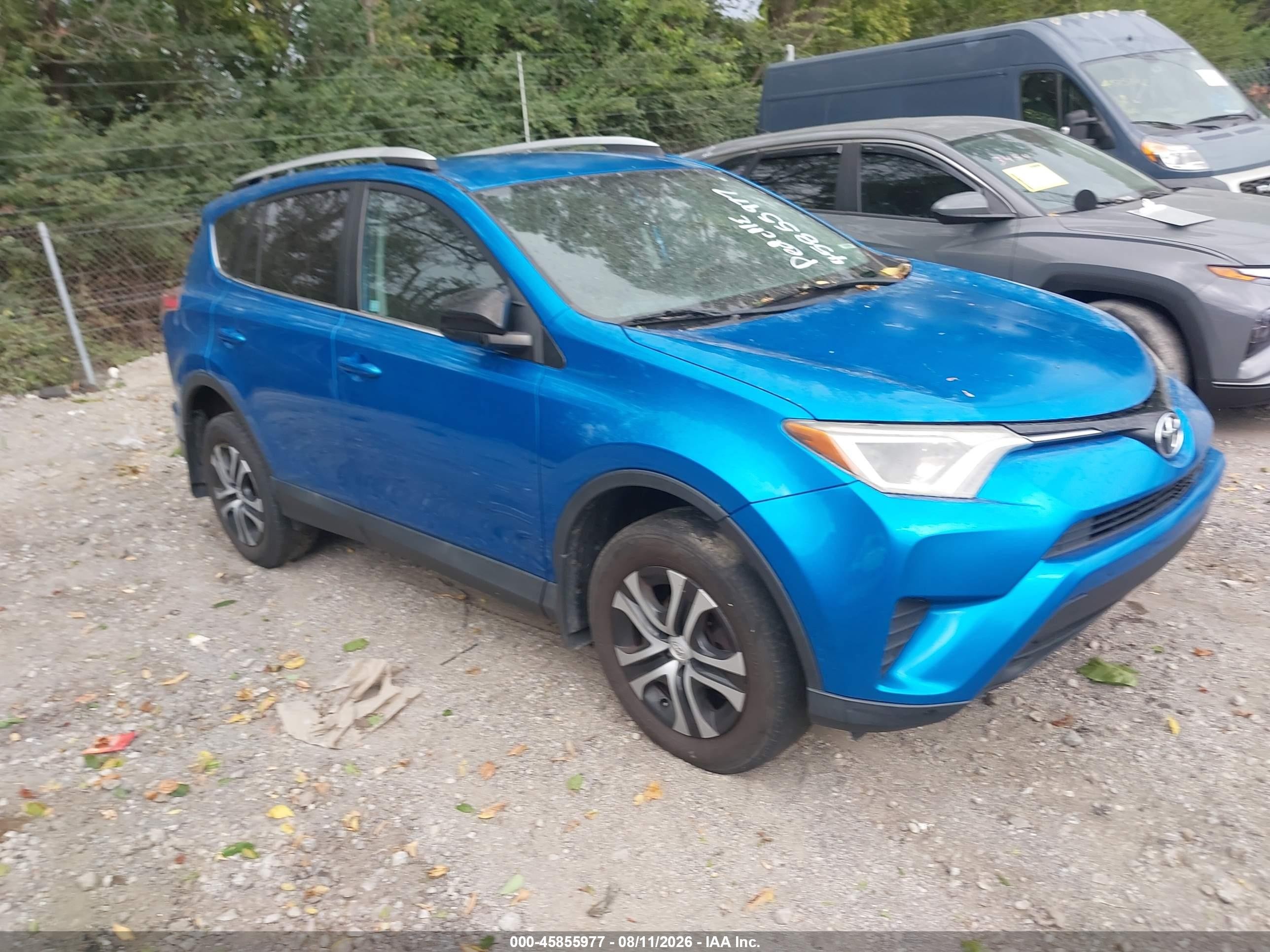 2016 Toyota RAV4 LE, VIN 2T3BFREV7GW451013 — Обычный износ