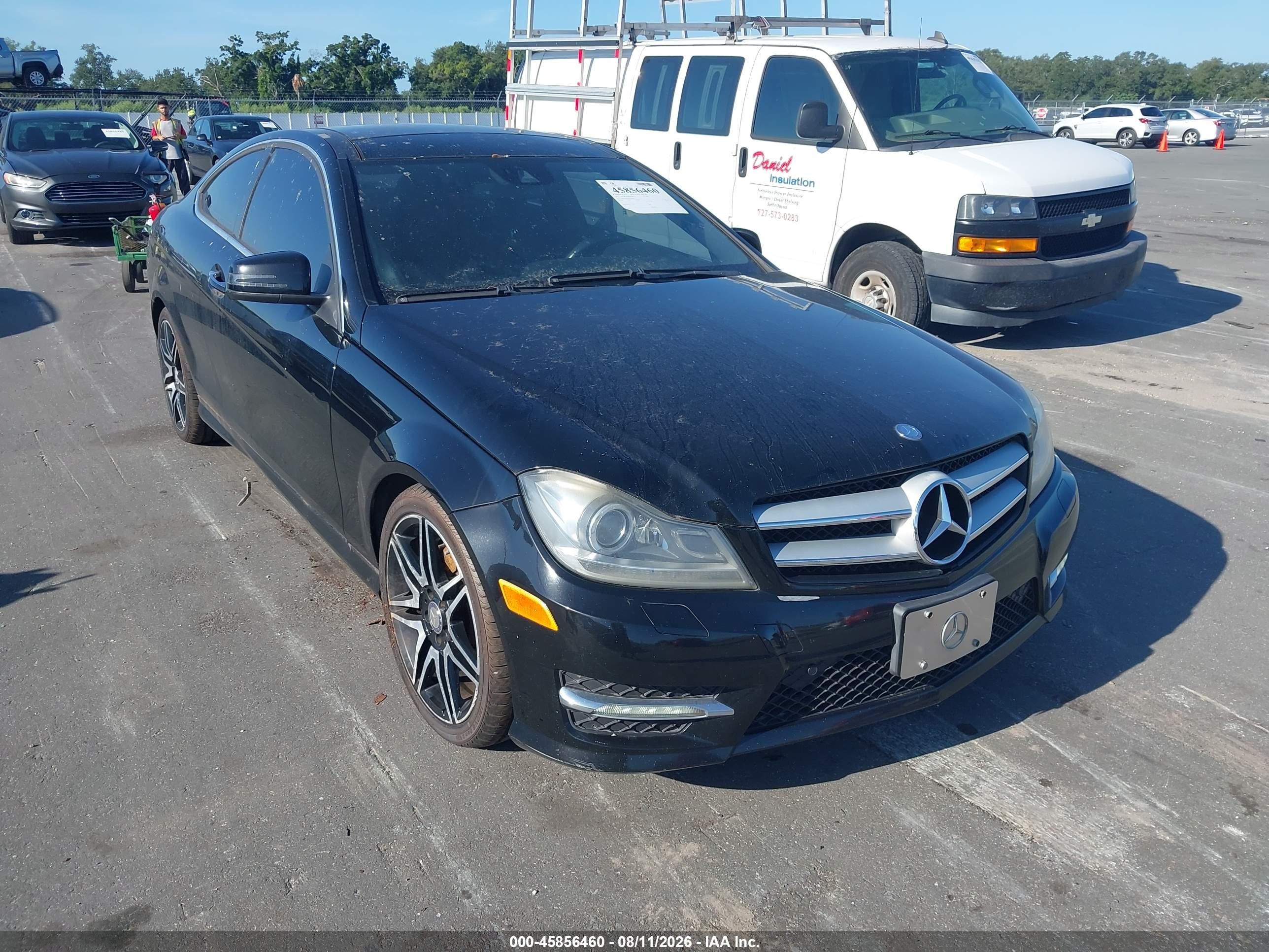 2013 Mercedes-Benz C 350, VIN WDDGJ5HB6DF942805 — Normal wear