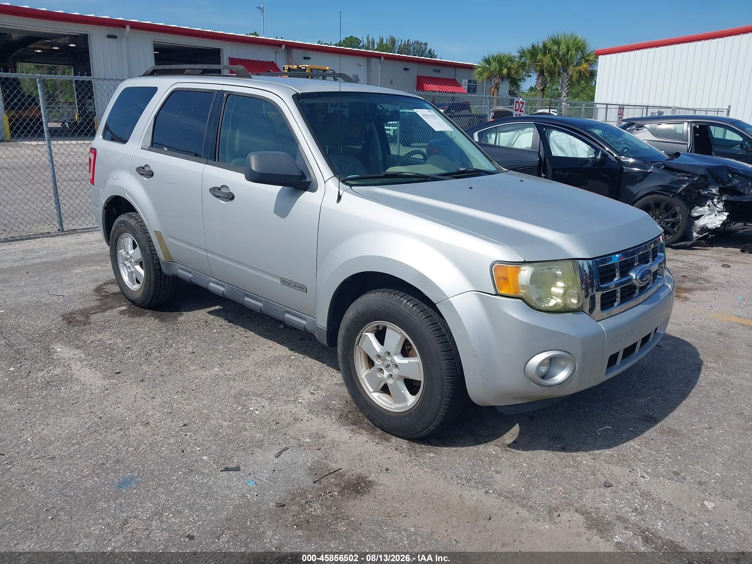 2008 Ford Escape XLT, VIN 1FMCU03Z98KB76505 — Normal wear