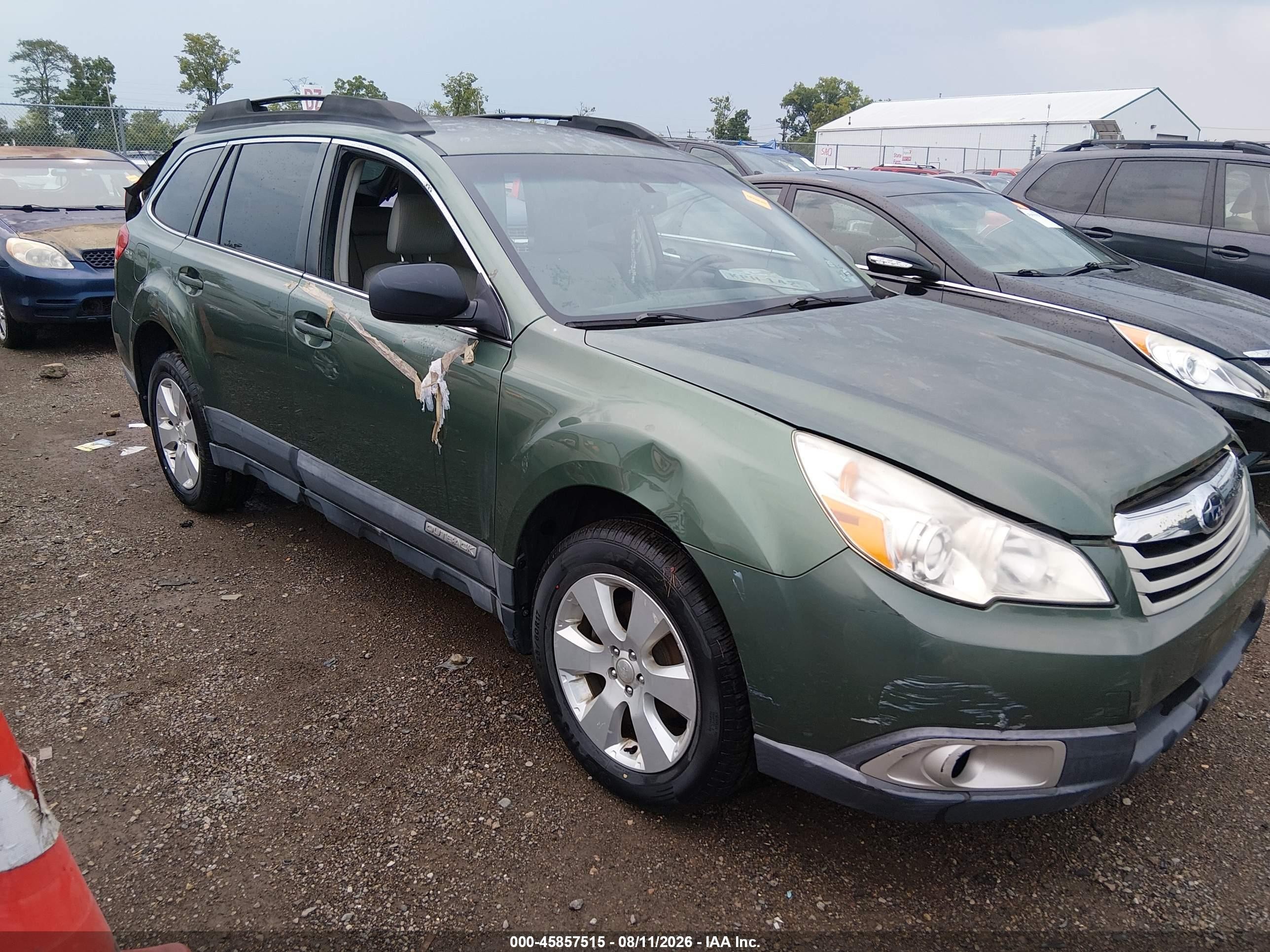 2011 Subaru Outback Premium, VIN 4S4BRCCC5B3428813 — Normal wear