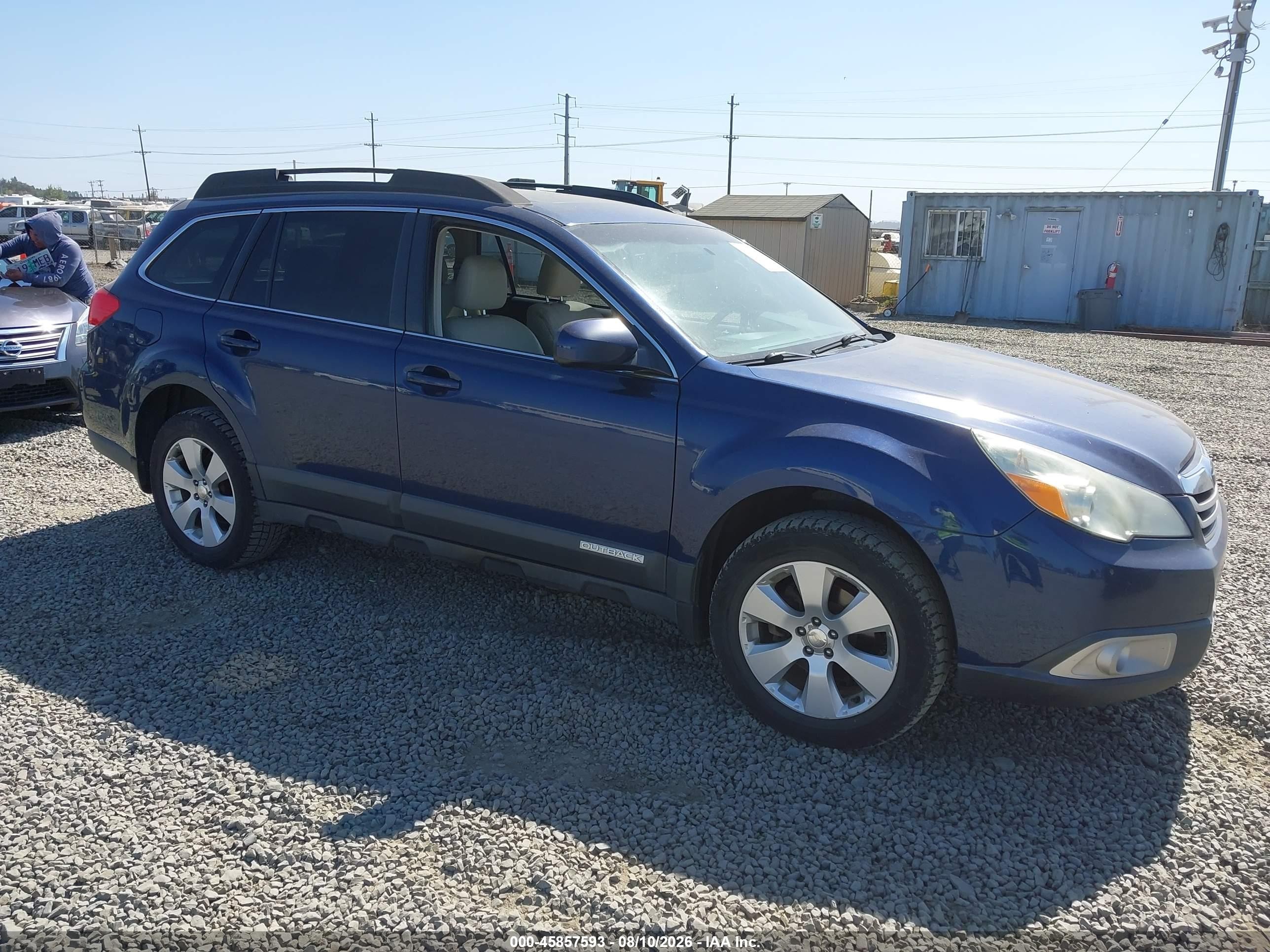 2010 Subaru Outback Limited Power Moon, VIN 4S4BRBLC2A3324787 — Normal wear