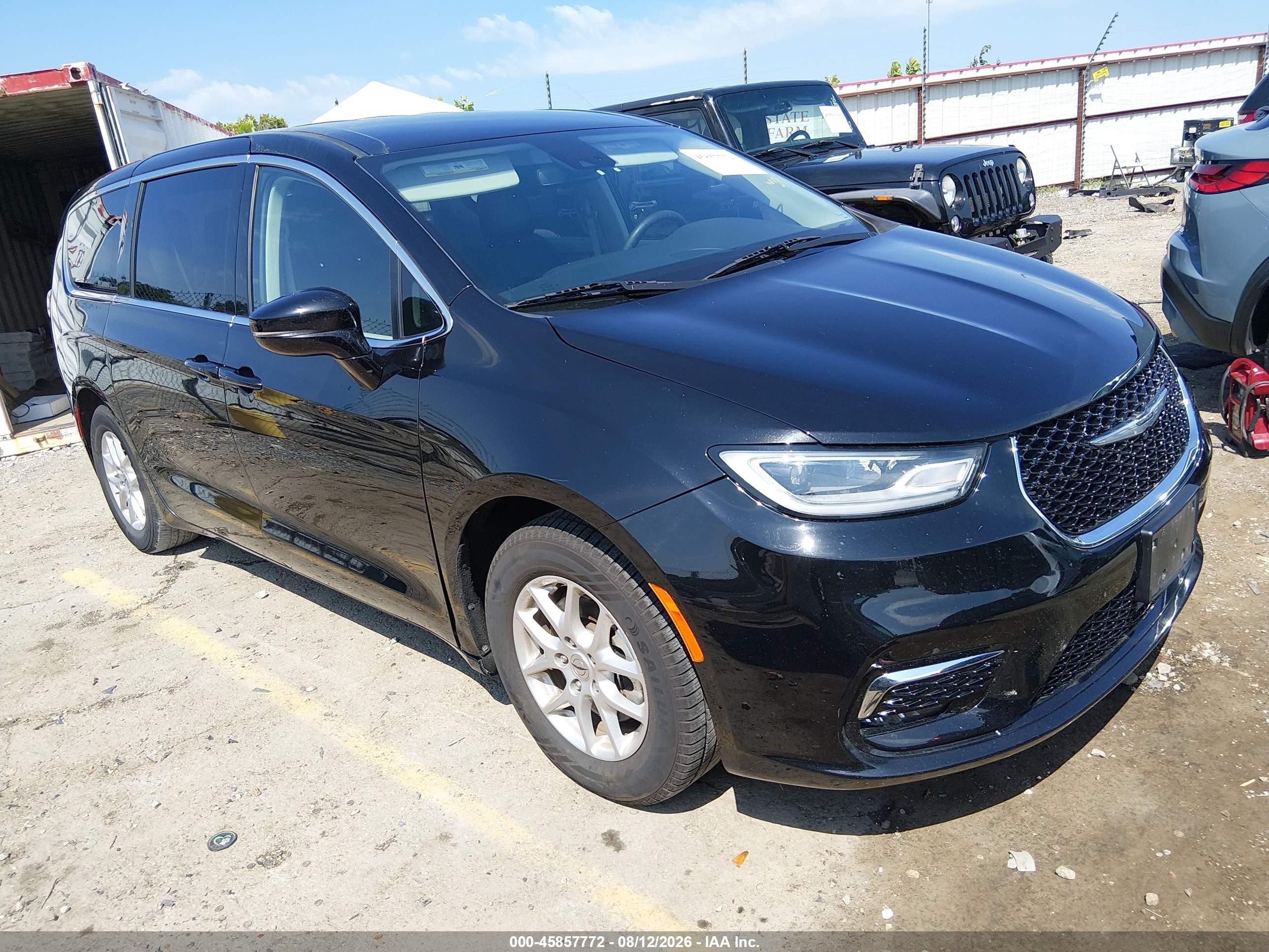 2024 Chrysler Pacifica Touring L, VIN 2C4RC1BG1RR194104 — Mechanical
