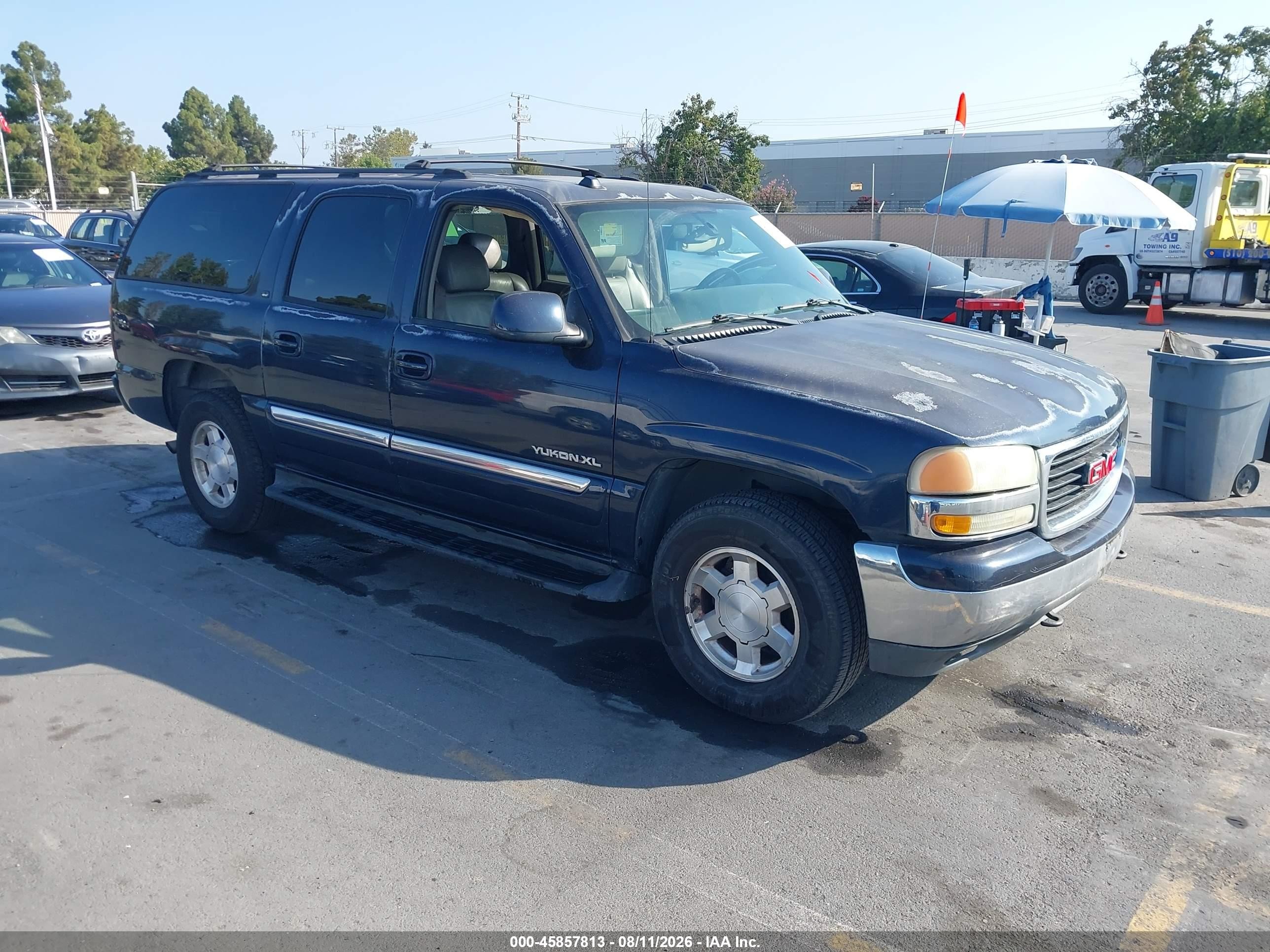 2004 GMC Yukon XL SLT, VIN 1GKFK16Z94J267125 — Normal wear