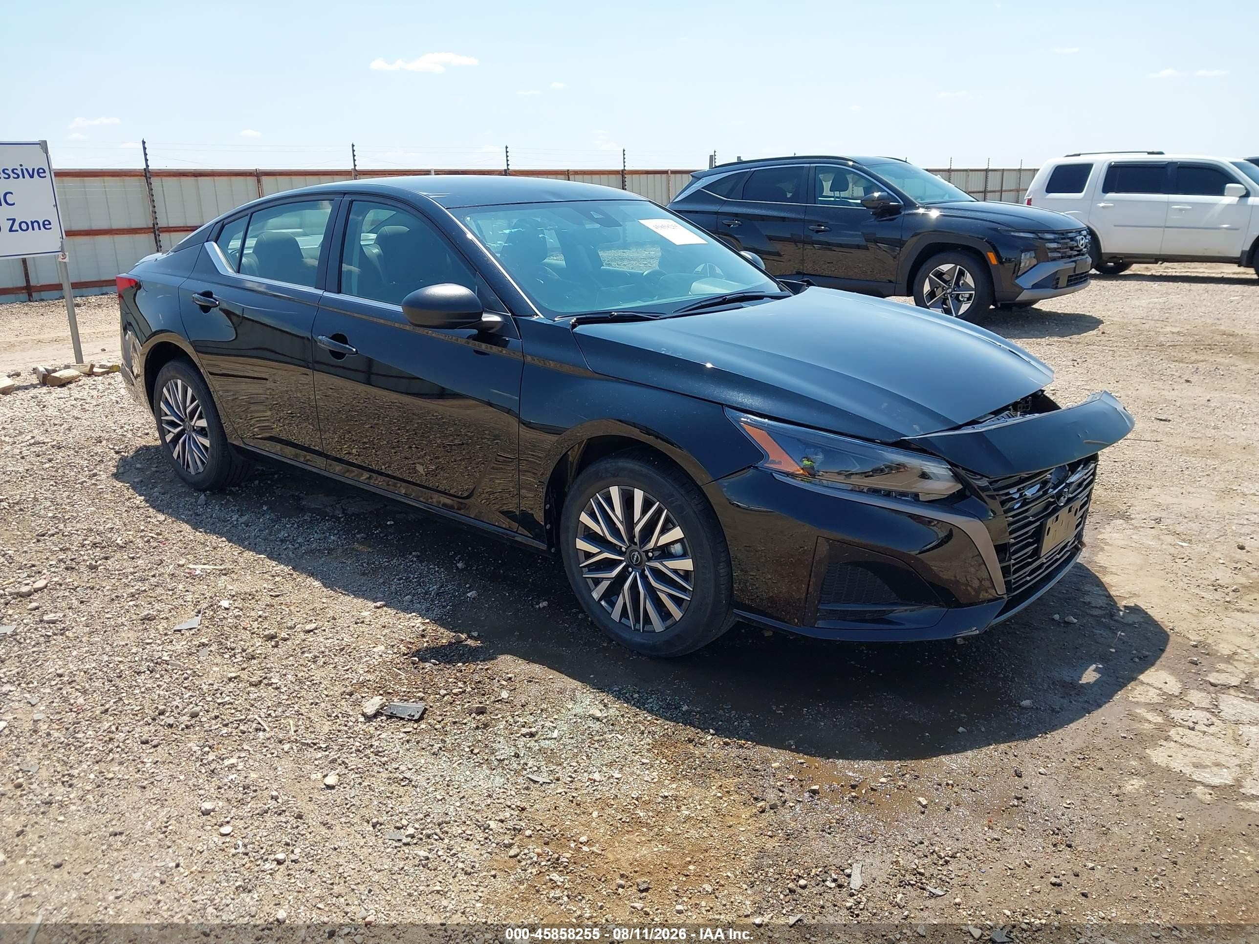 2026 Nissan Altima SV, VIN 1N4BL4DW6TN333628 — Перед