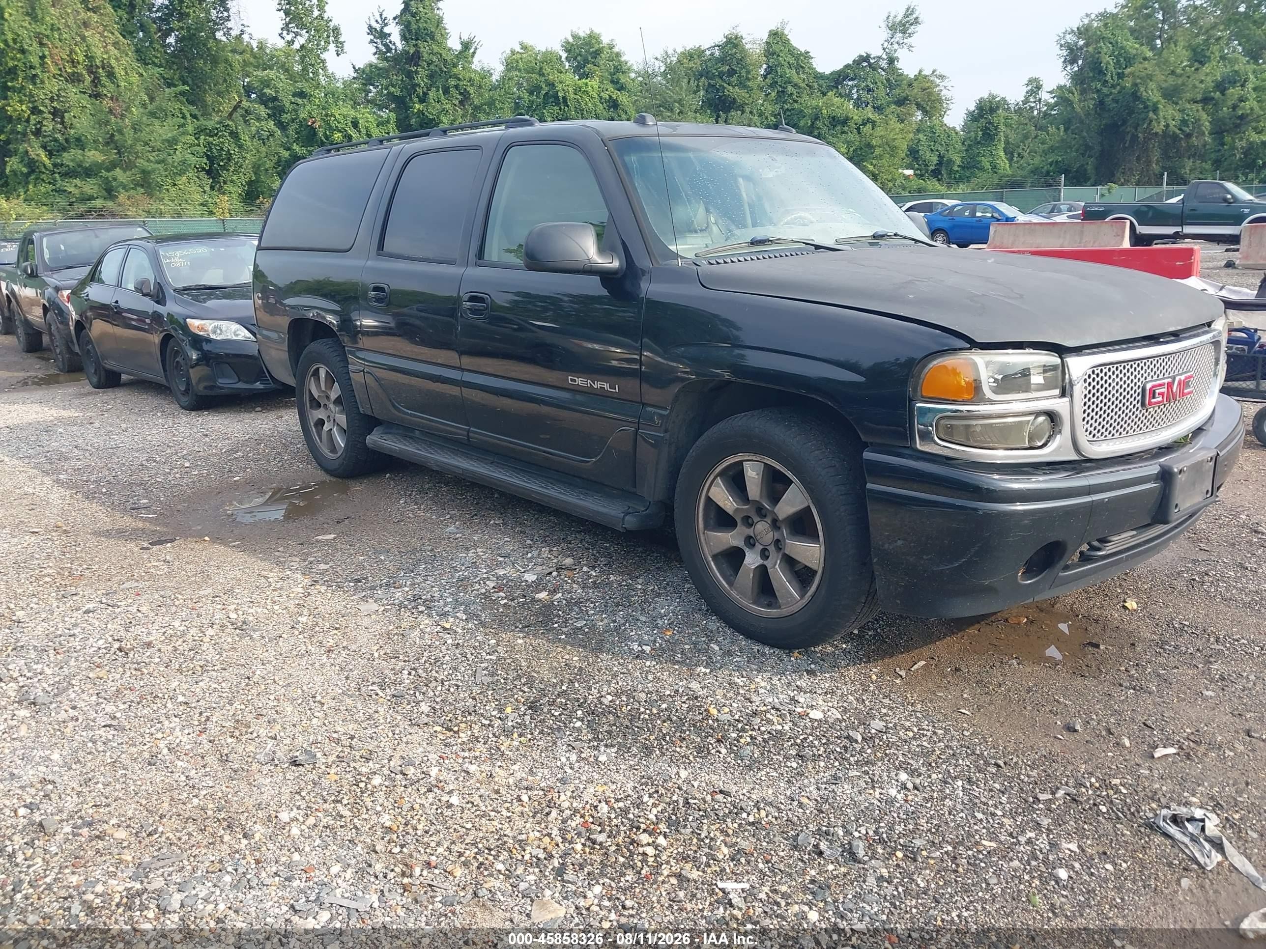2005 GMC Yukon XL, VIN 1GKFK66UX5J225131 — Normal wear