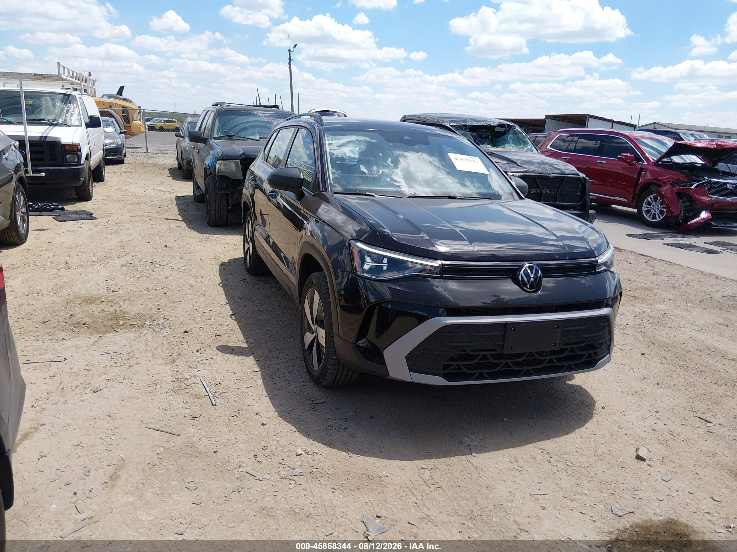 2025 Volkswagen Taos S, VIN 3VV8C7B23SM007575 — Зад