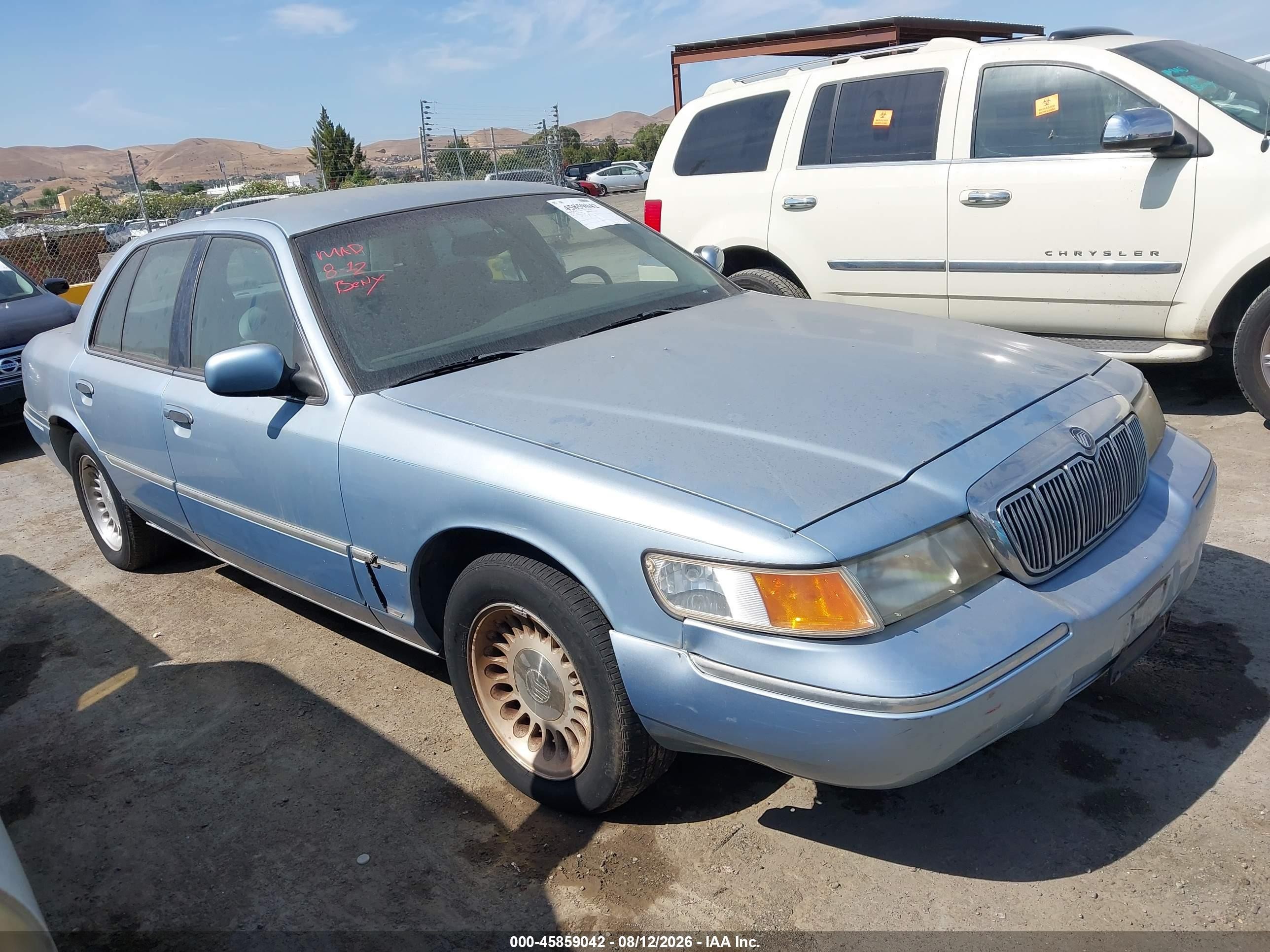 2000 Mercury Grand Marquis LS, VIN 2MEFM75WXYX671689 — Обычный износ