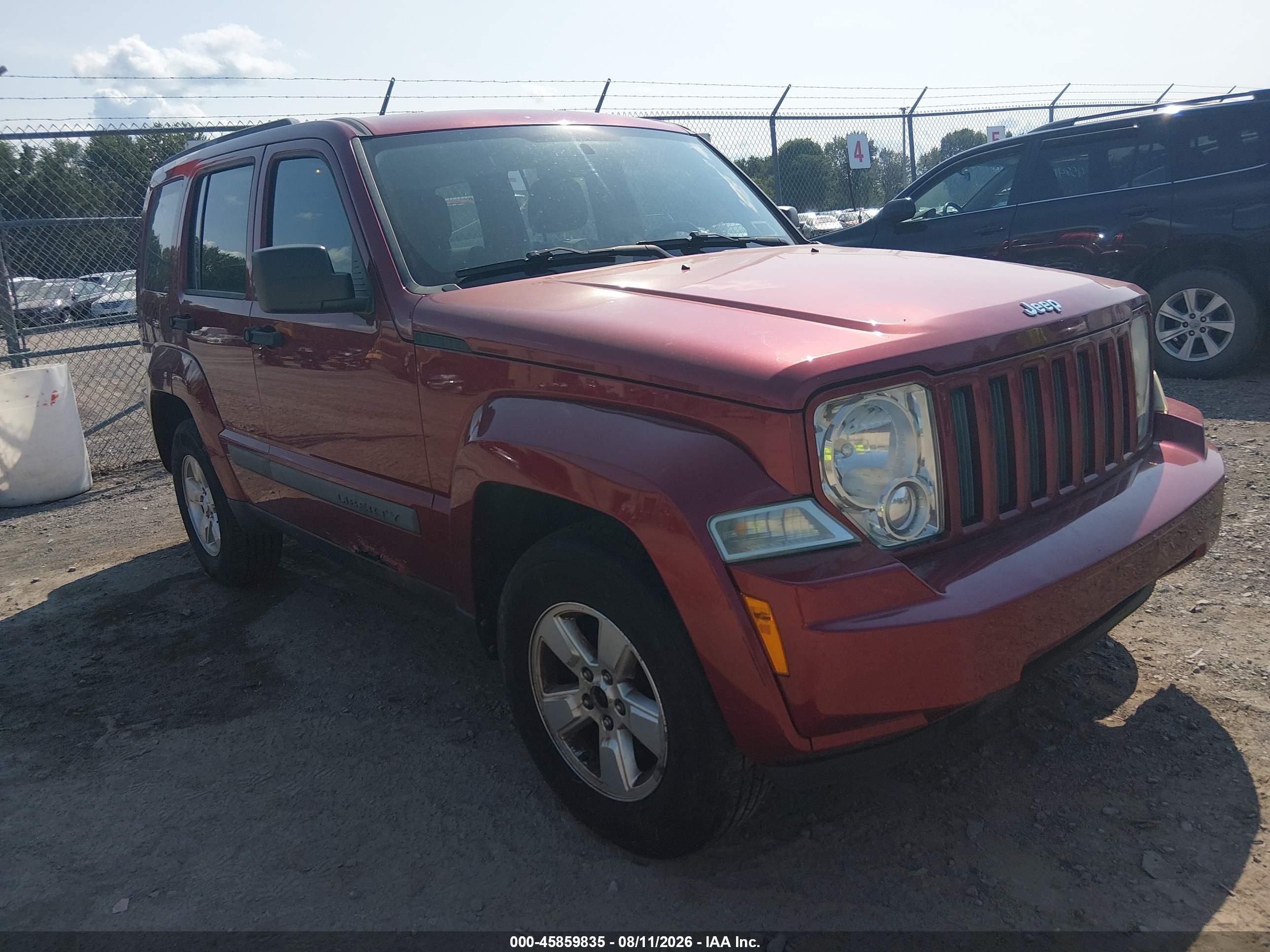 2012 Jeep Liberty Sport, VIN 1C4PJMAK0CW140795 — Бок