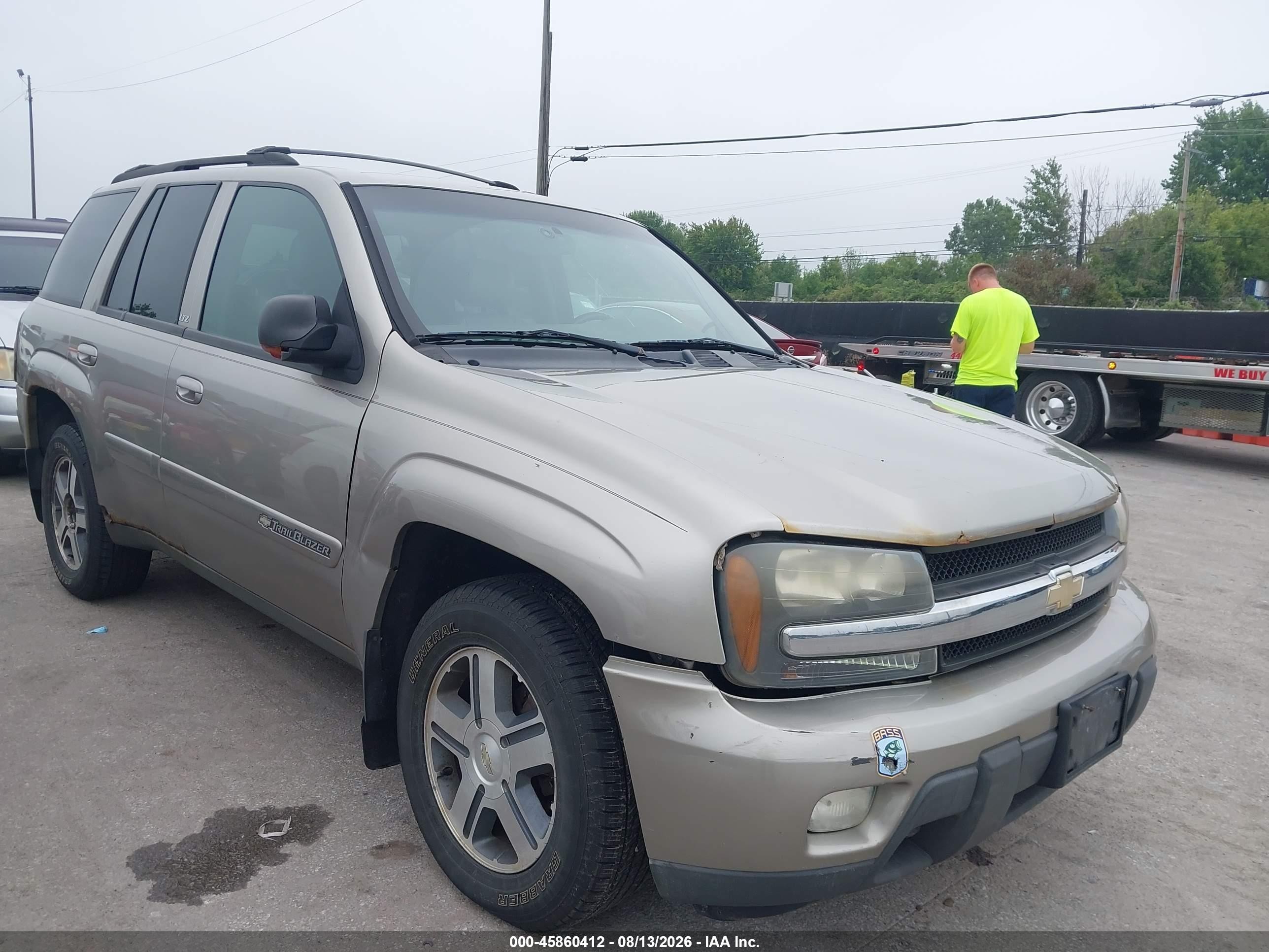 2002 Chevrolet TrailBlazer LS, VIN 1GNDT13S422513021 — Normal wear