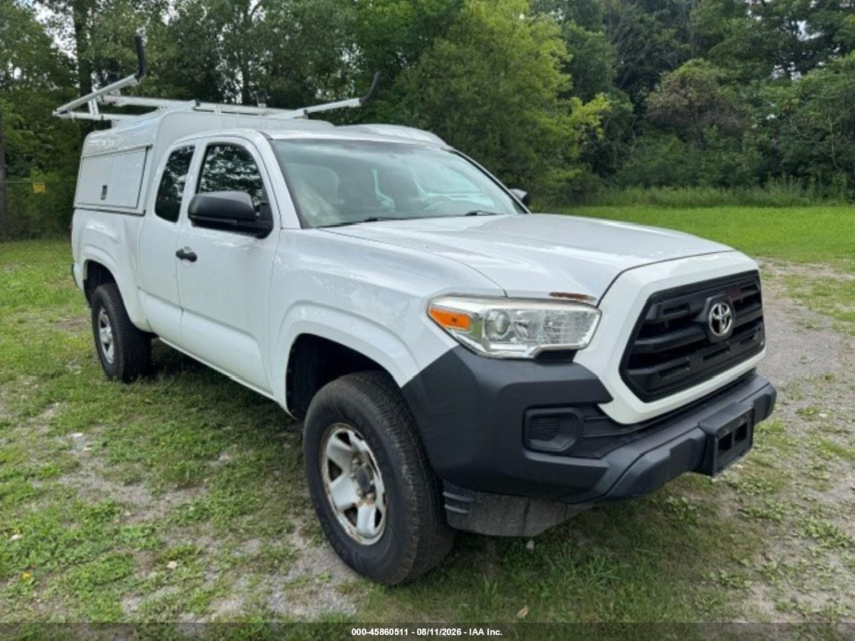 2016 Toyota Tacoma SR, VIN 5TFSX5EN2GX044735 — Normal wear