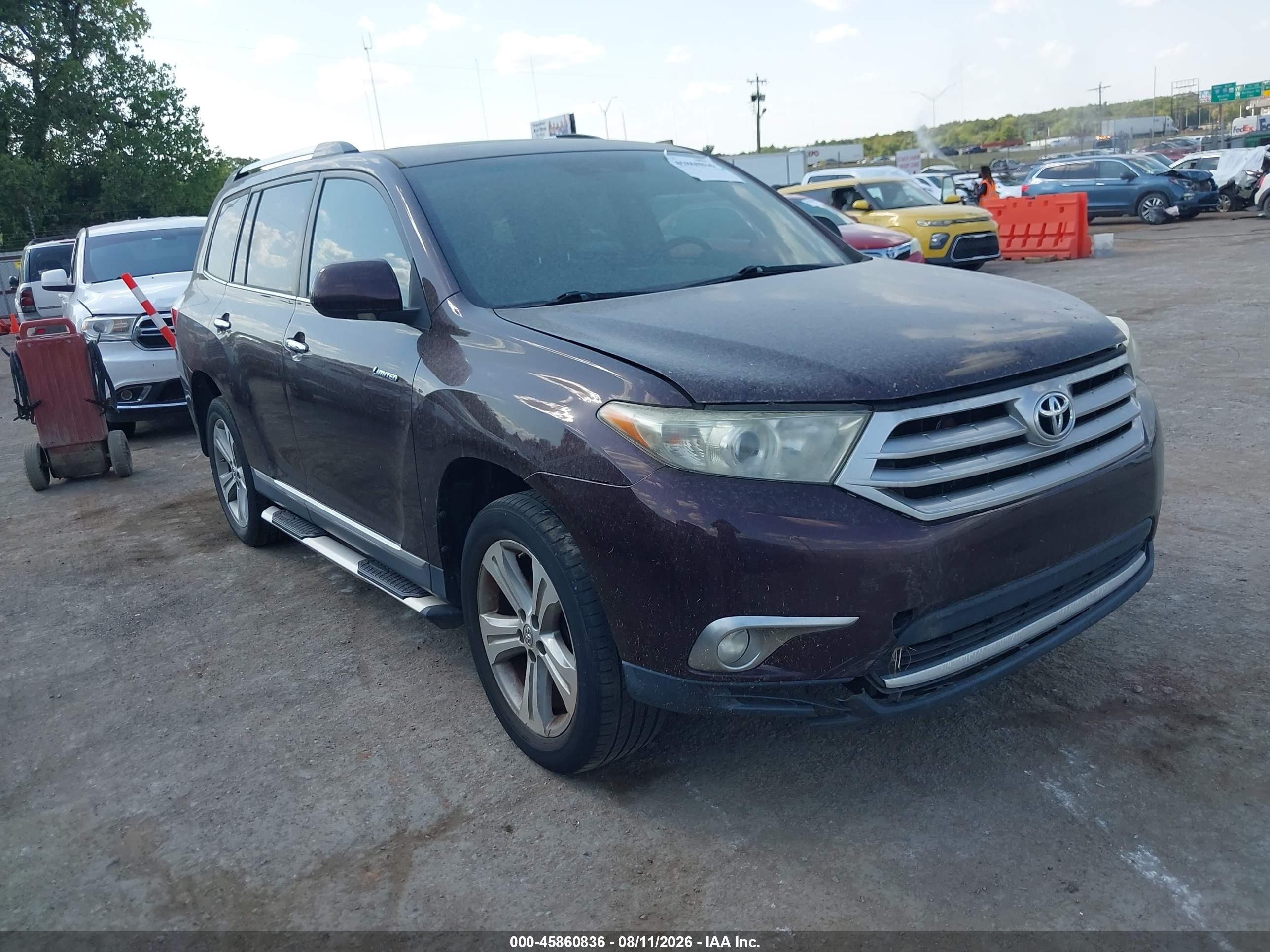 2011 Toyota Highlander Limited, VIN 5TDDK3EH2BS060213 — Normal wear