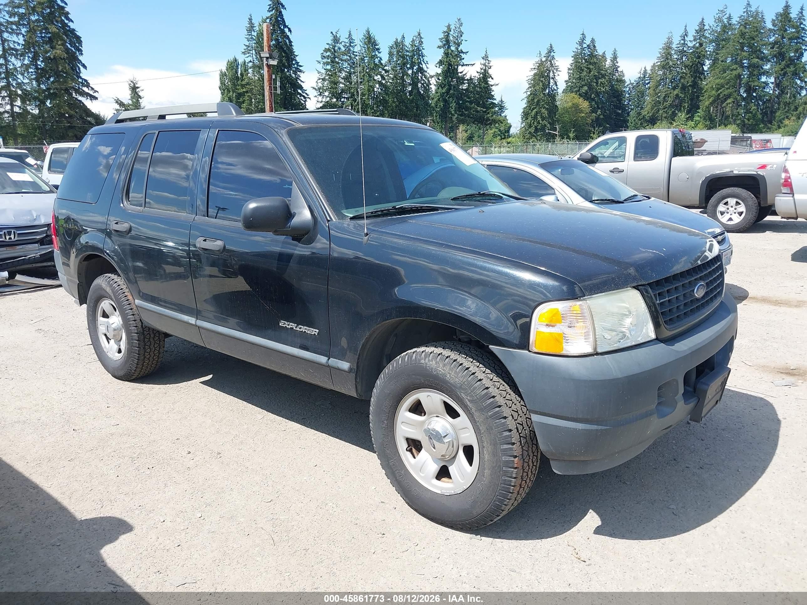 2005 Ford Explorer XLS, VIN 1FMZU62K95UB39522 — Бок
