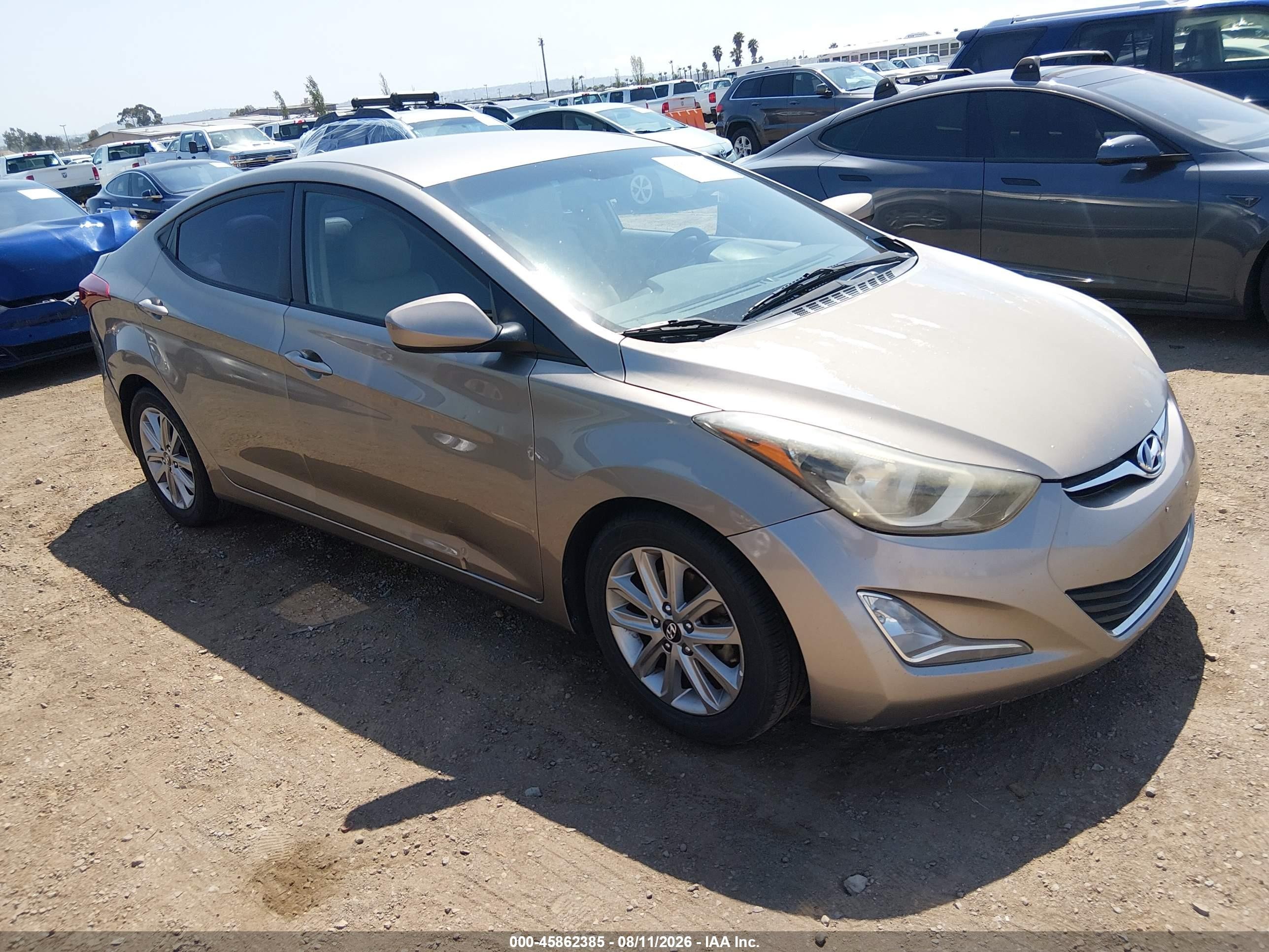 2016 Hyundai Elantra SE, VIN 5NPDH4AE2GH656693 — Normal wear