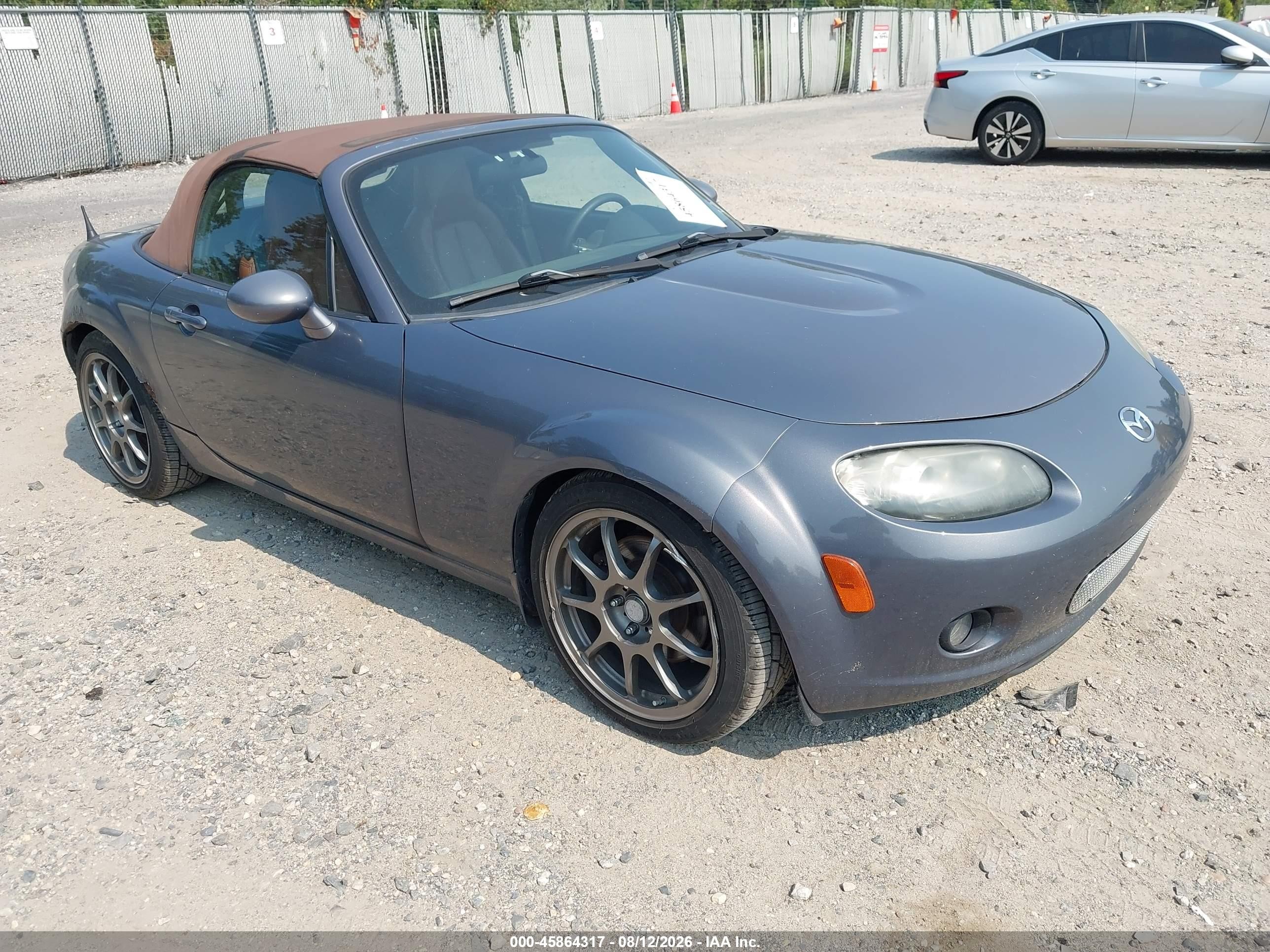2006 Mazda MX-5 Miata Sport, VIN JM1NC25F160119934 — Rear end