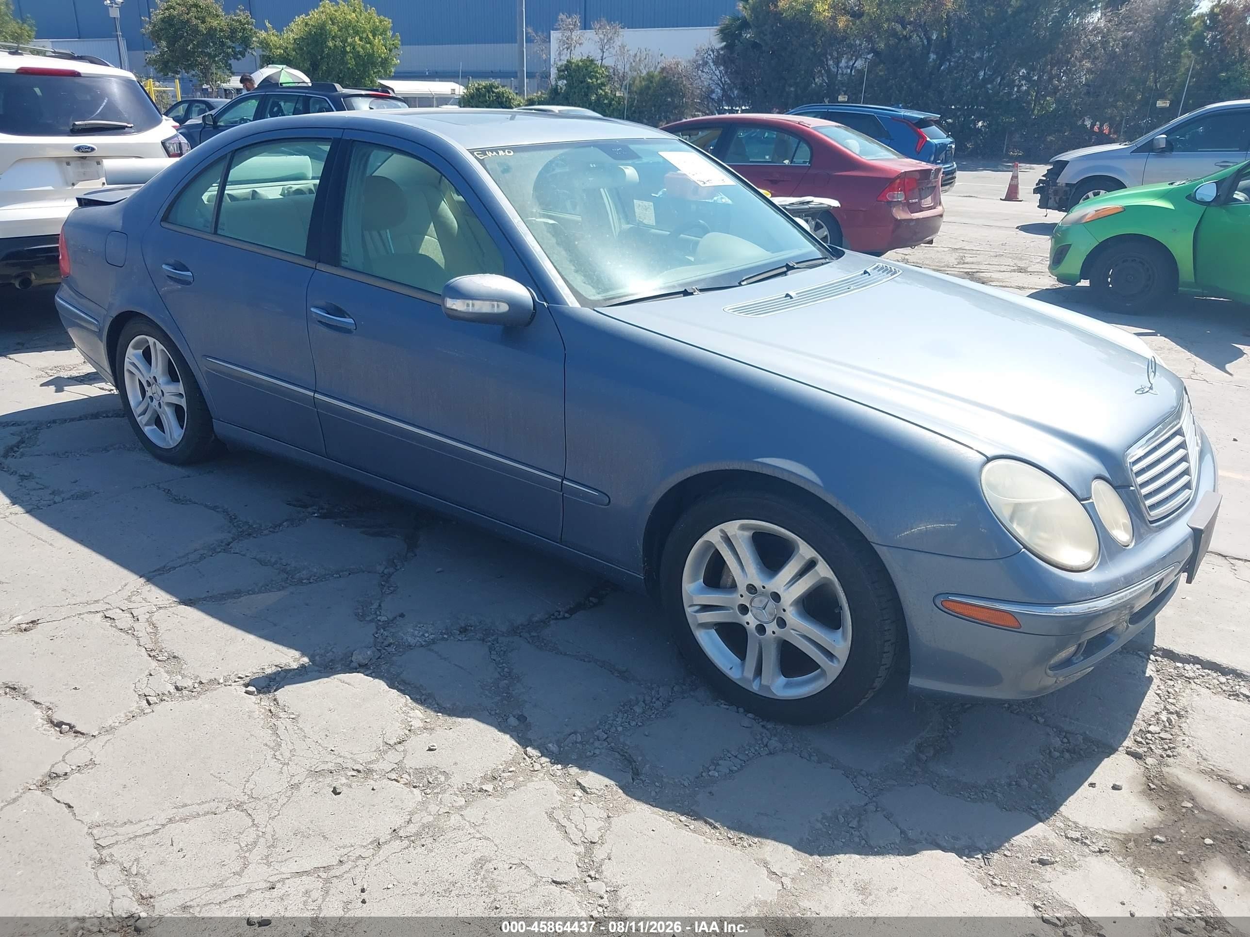 2005 Mercedes-Benz E 500, VIN WDBUF70J45A751345 — Normal wear