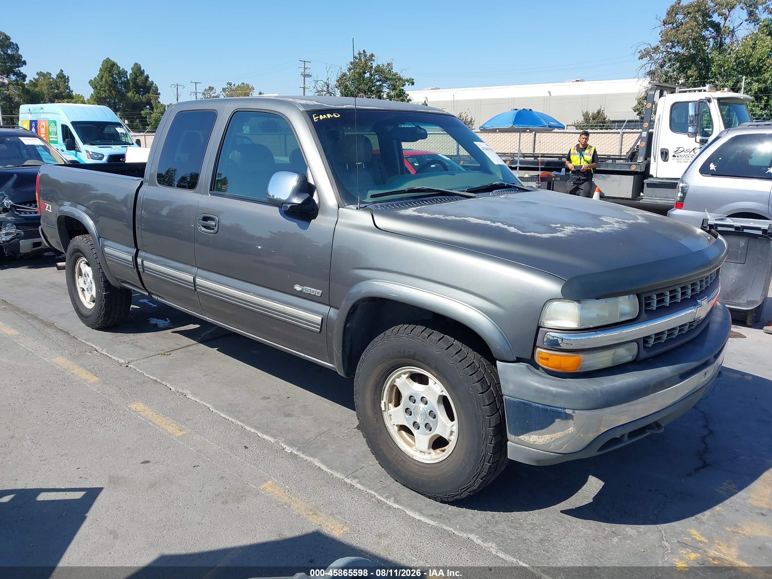 2001 Chevrolet Silverado 1500 LS, VIN 1GCEK19T41Z175173 — Обычный износ