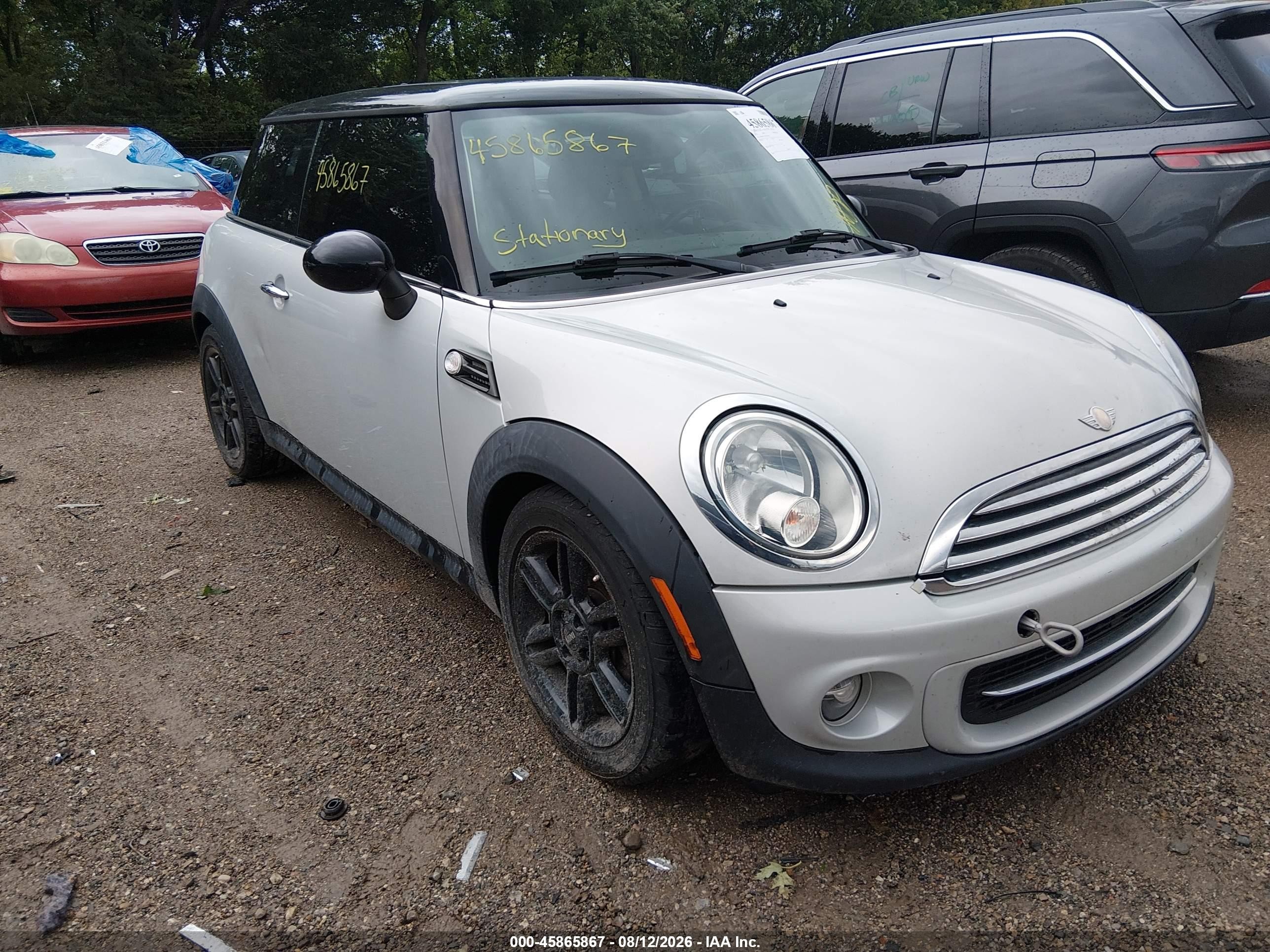 2013 MINI Hardtop, VIN WMWSU3C5XDT373036 — Обычный износ