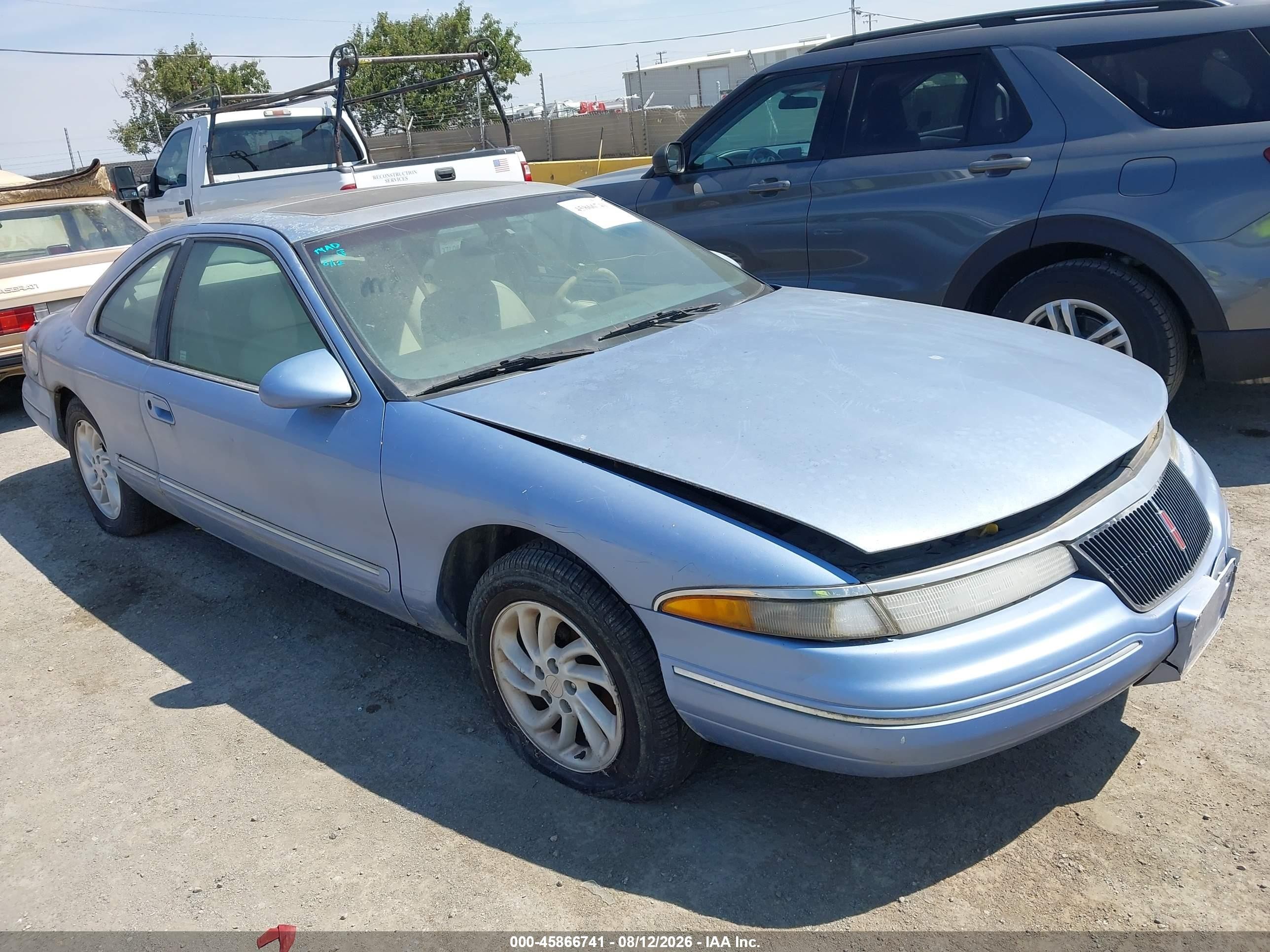 1995 Lincoln Mark VIII, VIN 1LNLM91V5SY703366 — Normal wear