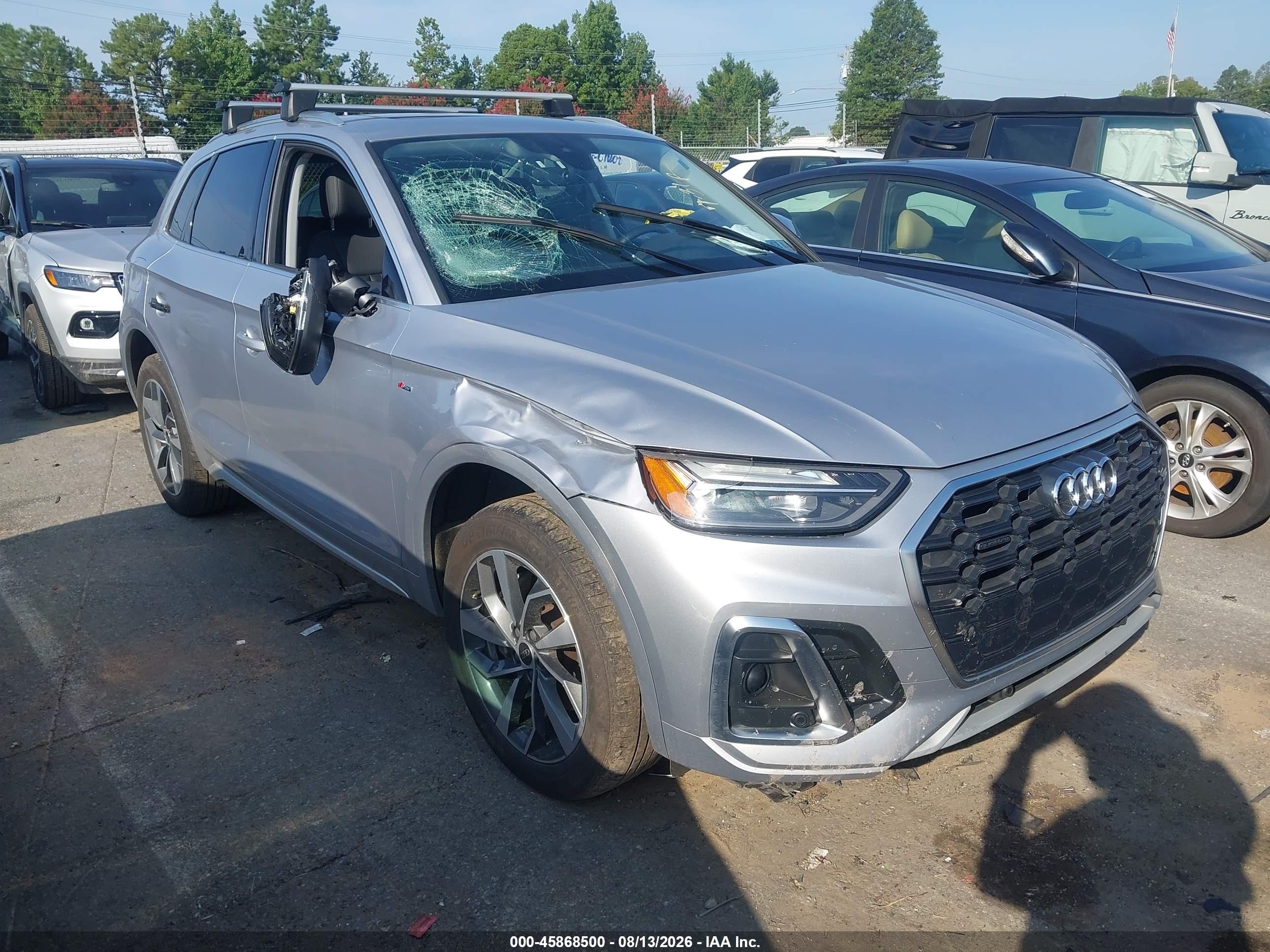 2024 Audi Q5 S line Premium Plus, VIN WA1EAAFY7R2067194 — Front end