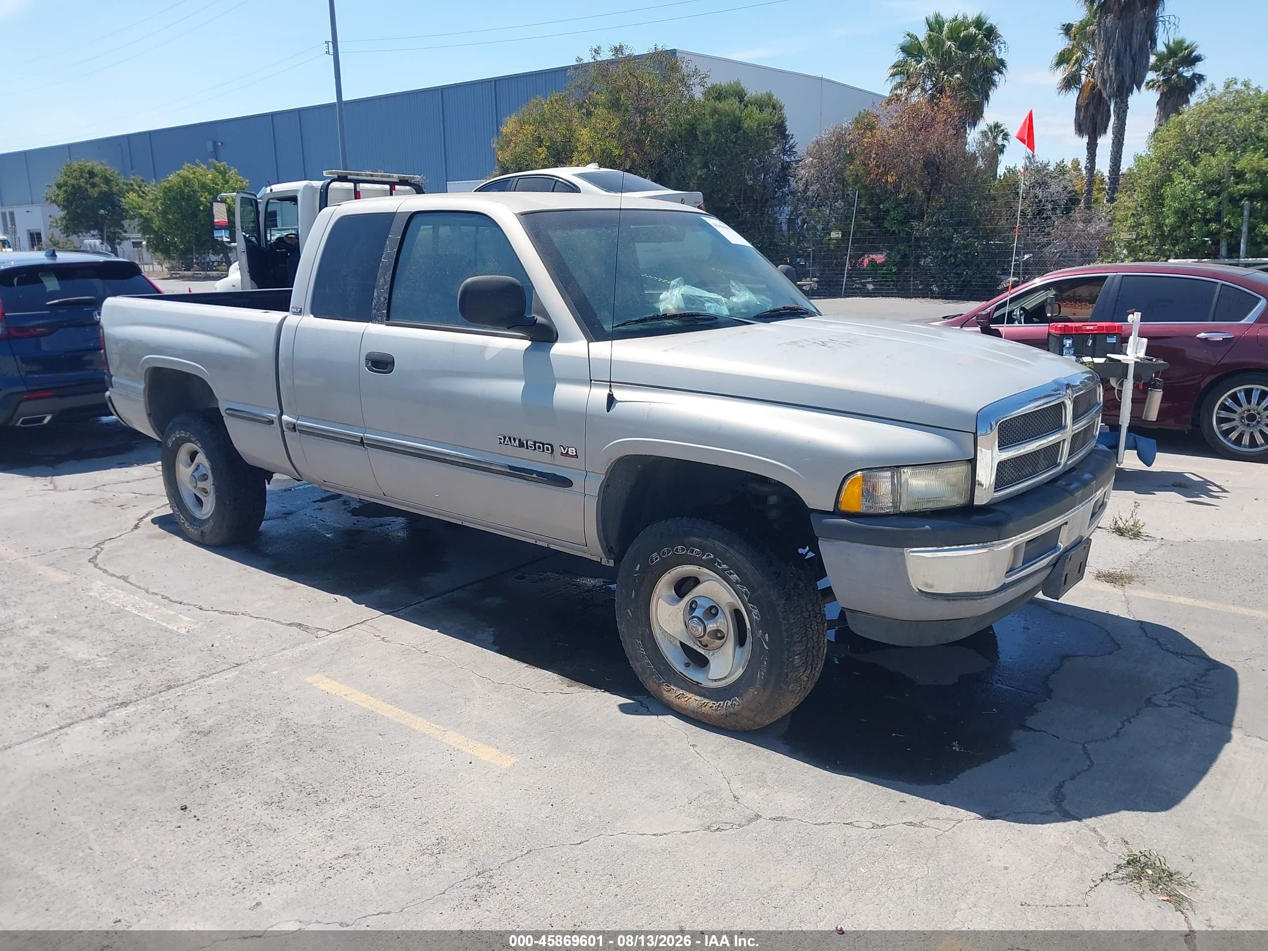 1999 Dodge 1500, VIN 3B7HF13Z8XG203757 — Normal wear