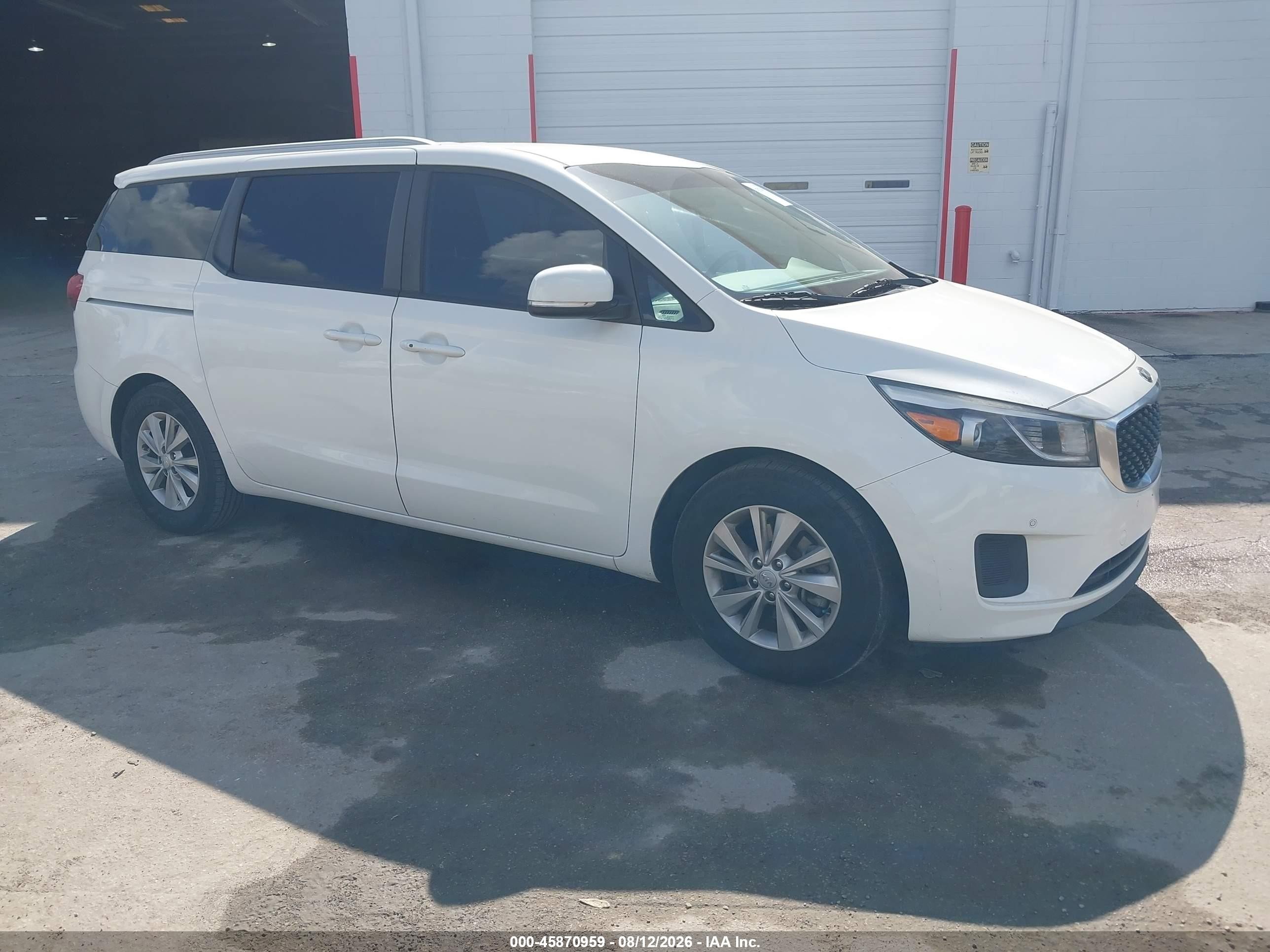 2017 Kia Sedona LX, VIN KNDMB5C10H6240624 — Обычный износ