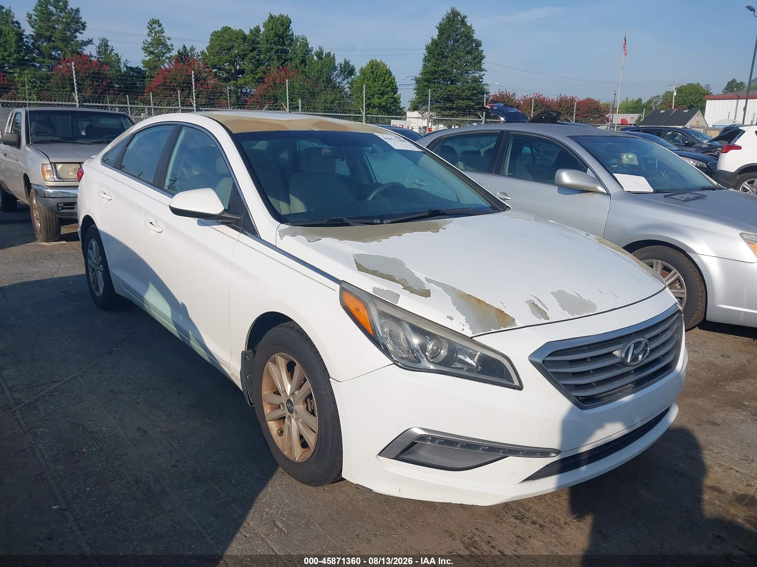 2015 Hyundai Sonata SE, VIN 5NPE24AFXFH174907 — Normal wear