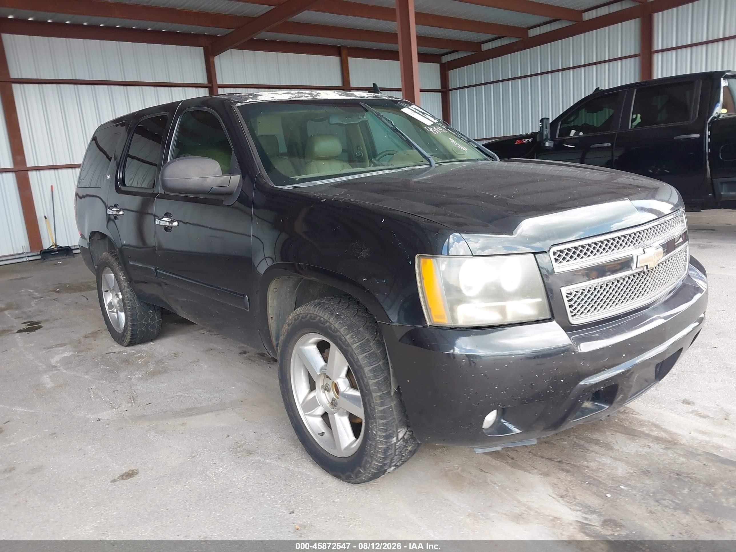 2011 Chevrolet Tahoe LT, VIN 1GNSCBE08BR114337 — Normal wear