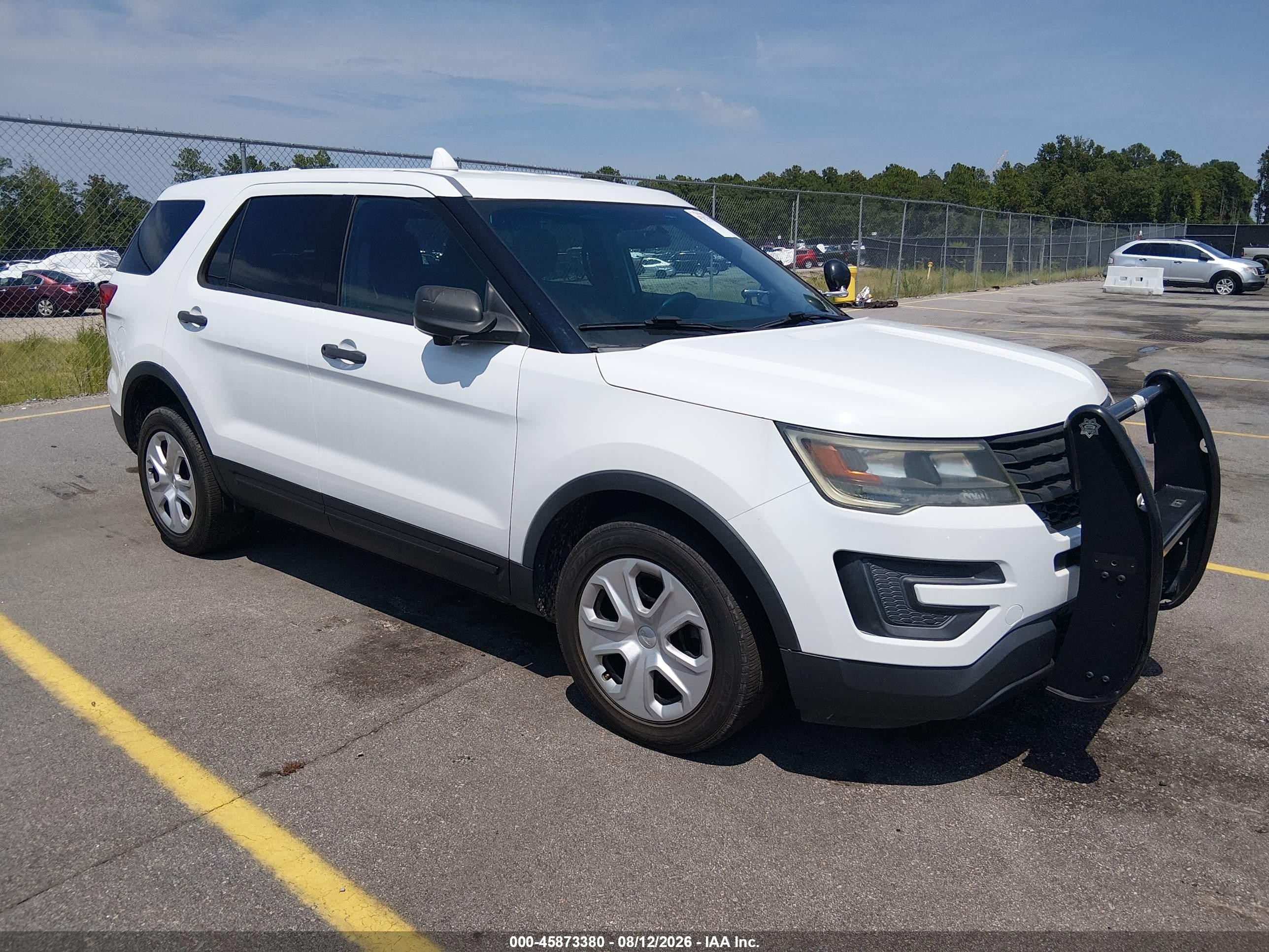2016 Ford Police Interceptor Utility, VIN 1FM5K8AR8GGD31305 — Бок
