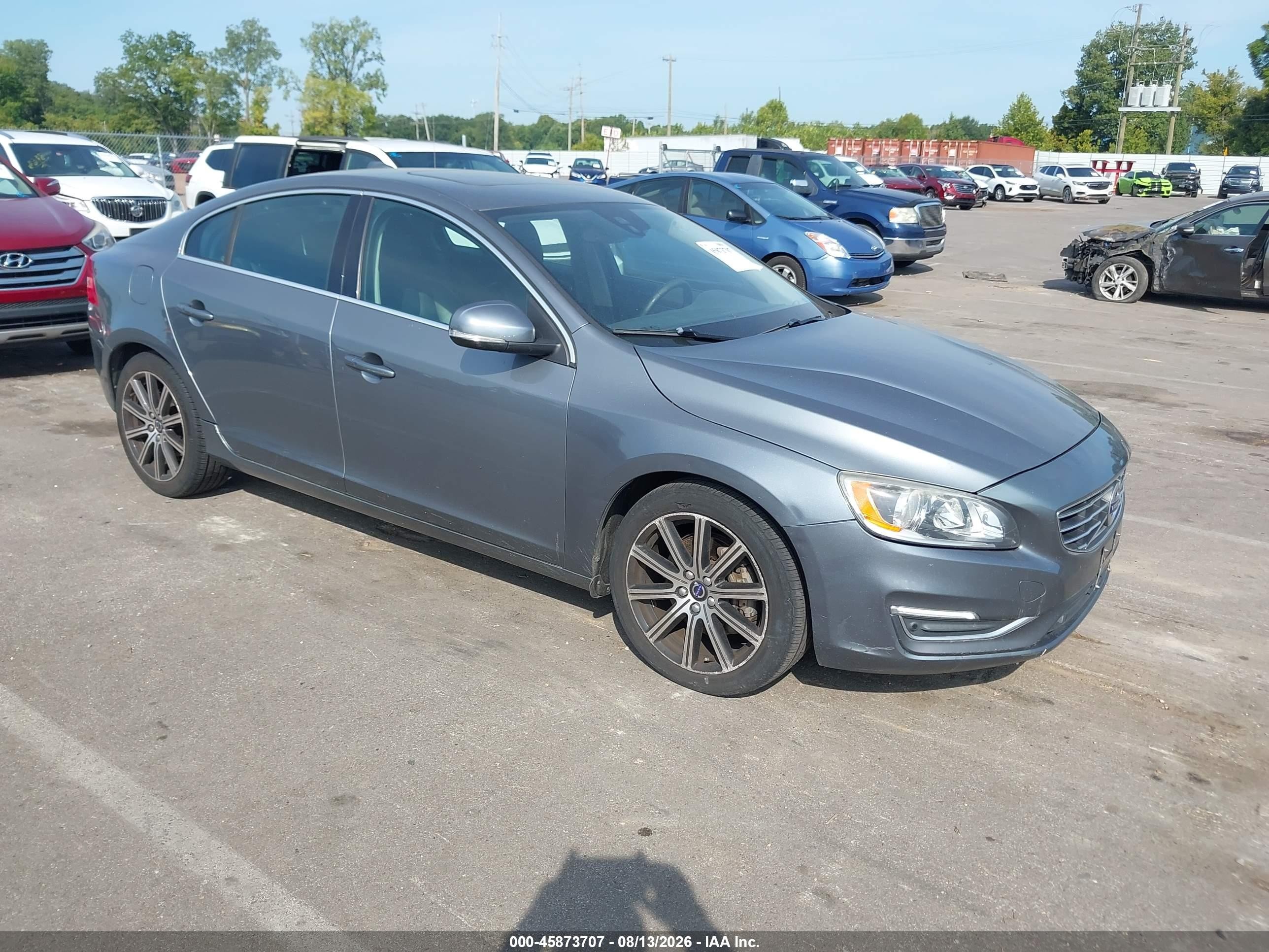 2016 Volvo S60 T5 Premier, VIN LYV612TK2GB098848 — Normal wear