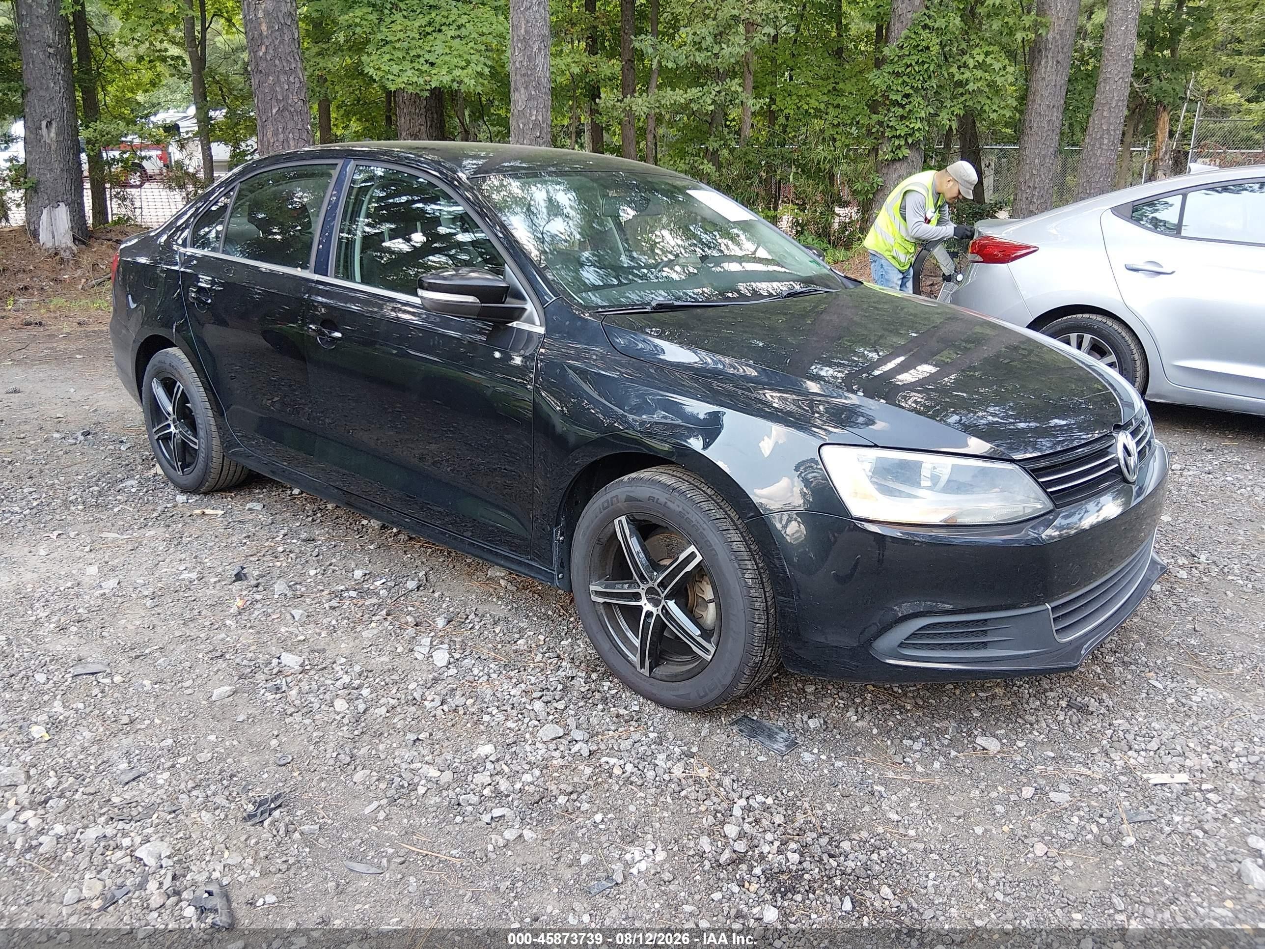 2013 Volkswagen Jetta TDI w/Premium/Nav, VIN 3VWLL7AJ5DM415514 — Normal wear