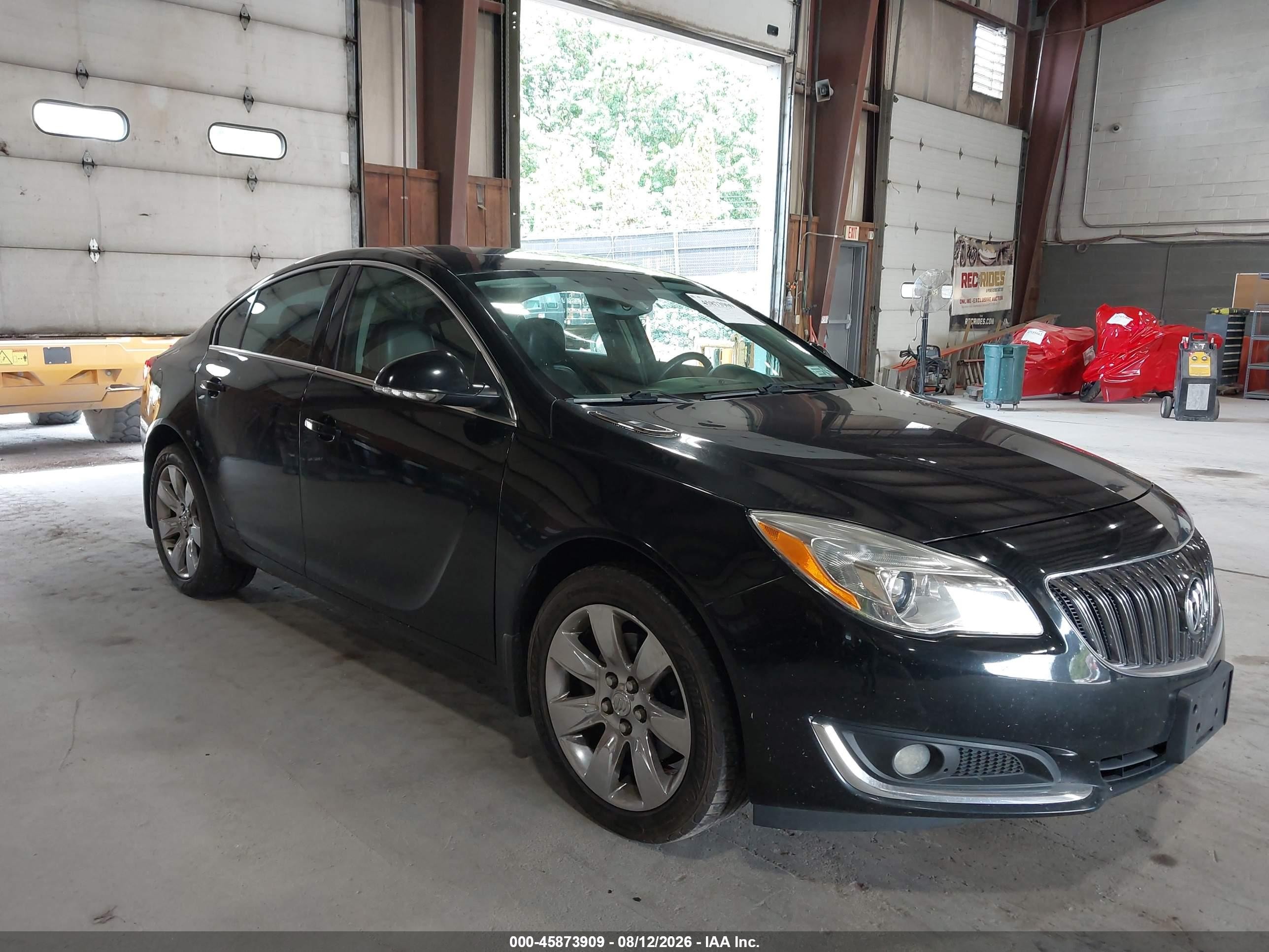 2015 Buick Regal, VIN 2G4GL5EX2F9262282 — Normal wear
