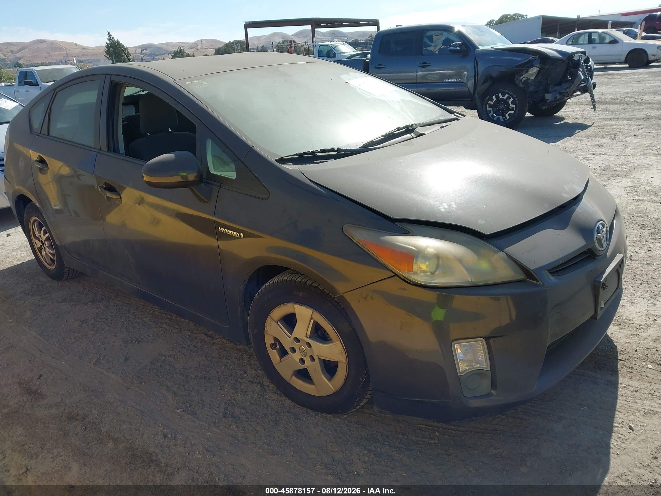 2011 Toyota Prius II, VIN JTDKN3DU8B1414603 — Normal wear